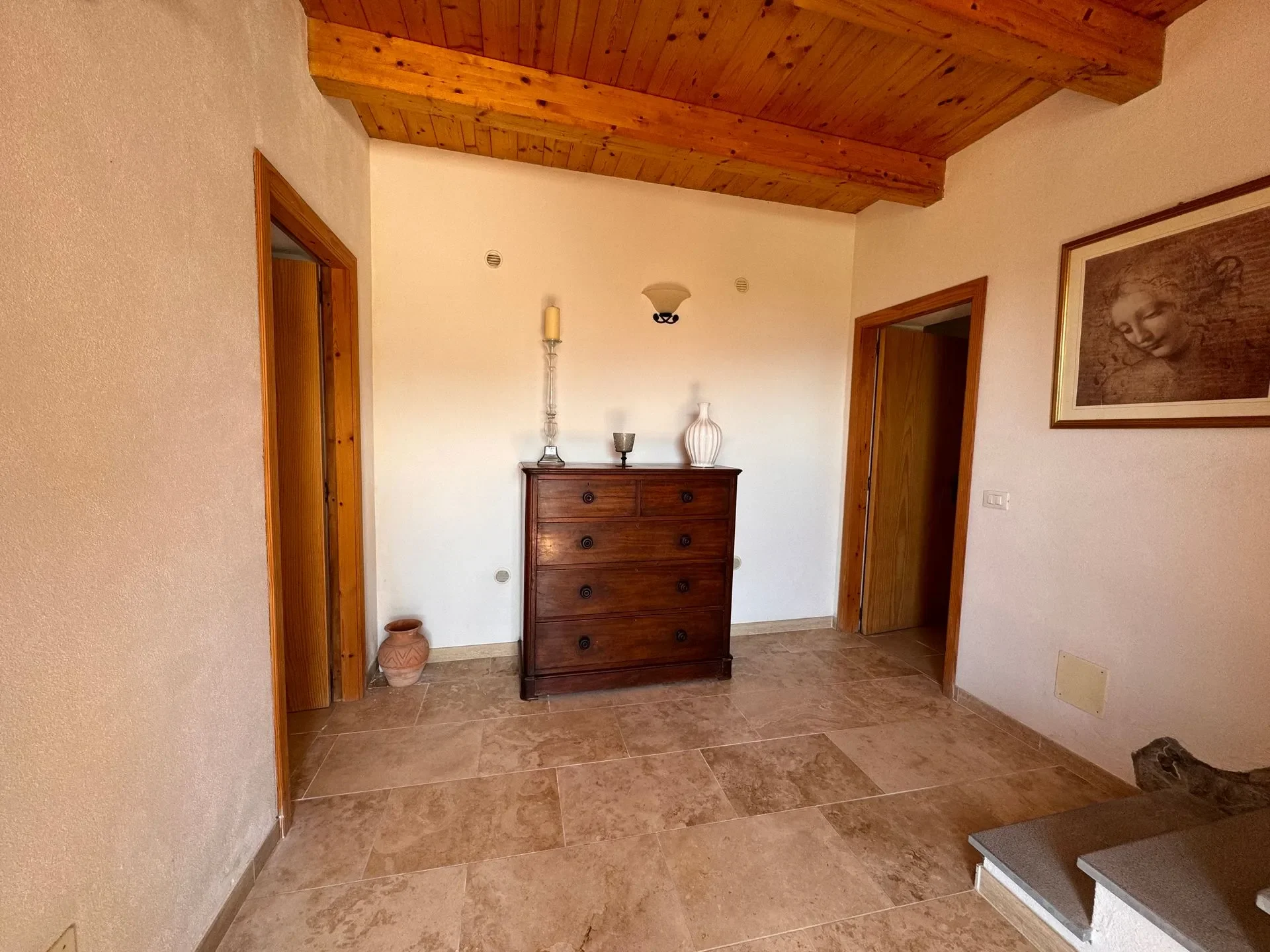 3-level villa 3-bedrooms 3-bathrooms | Completely renovated 2011 | Fully furnished | Sea and mountain views | Cellar | €180,000 (AU$301,000)