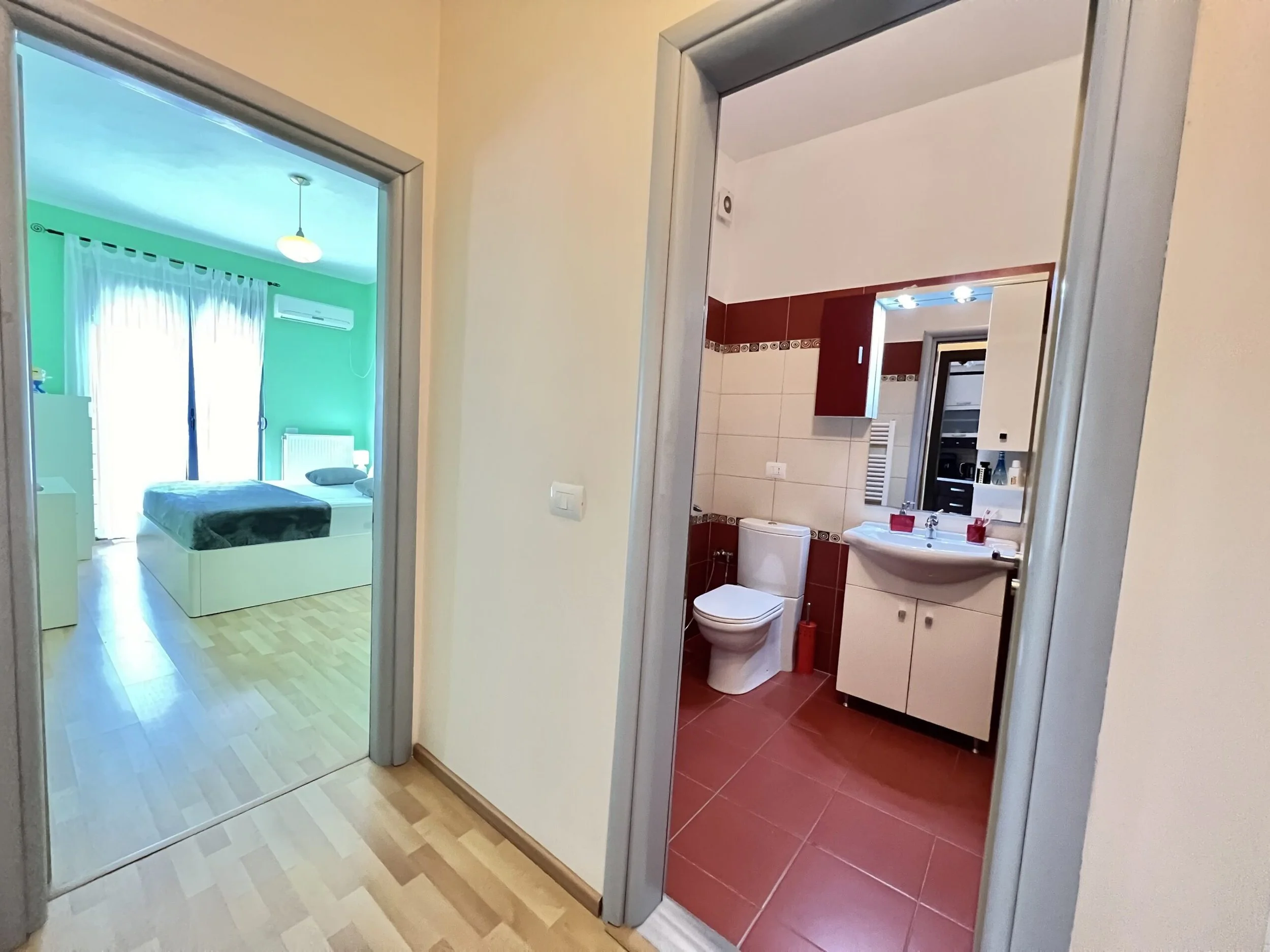 1-bedroom 1-bathroom apartment with amazing sea views | 2 minutes walk to the promenade and beach | Fully furnished |   €158,000 (AU$264,000)