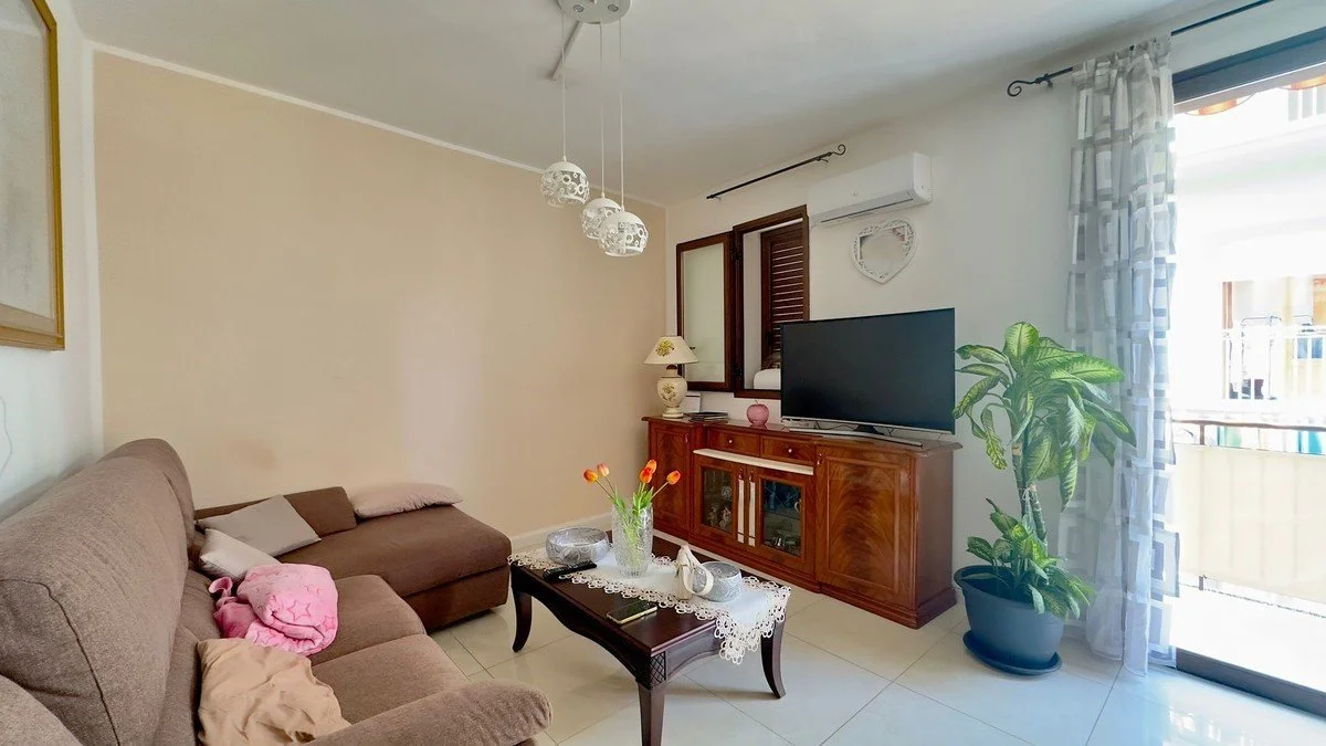2-bedroom 2-bathroom renovated apartment | 280 metres from the sea | €150,000  (AU$251,000)