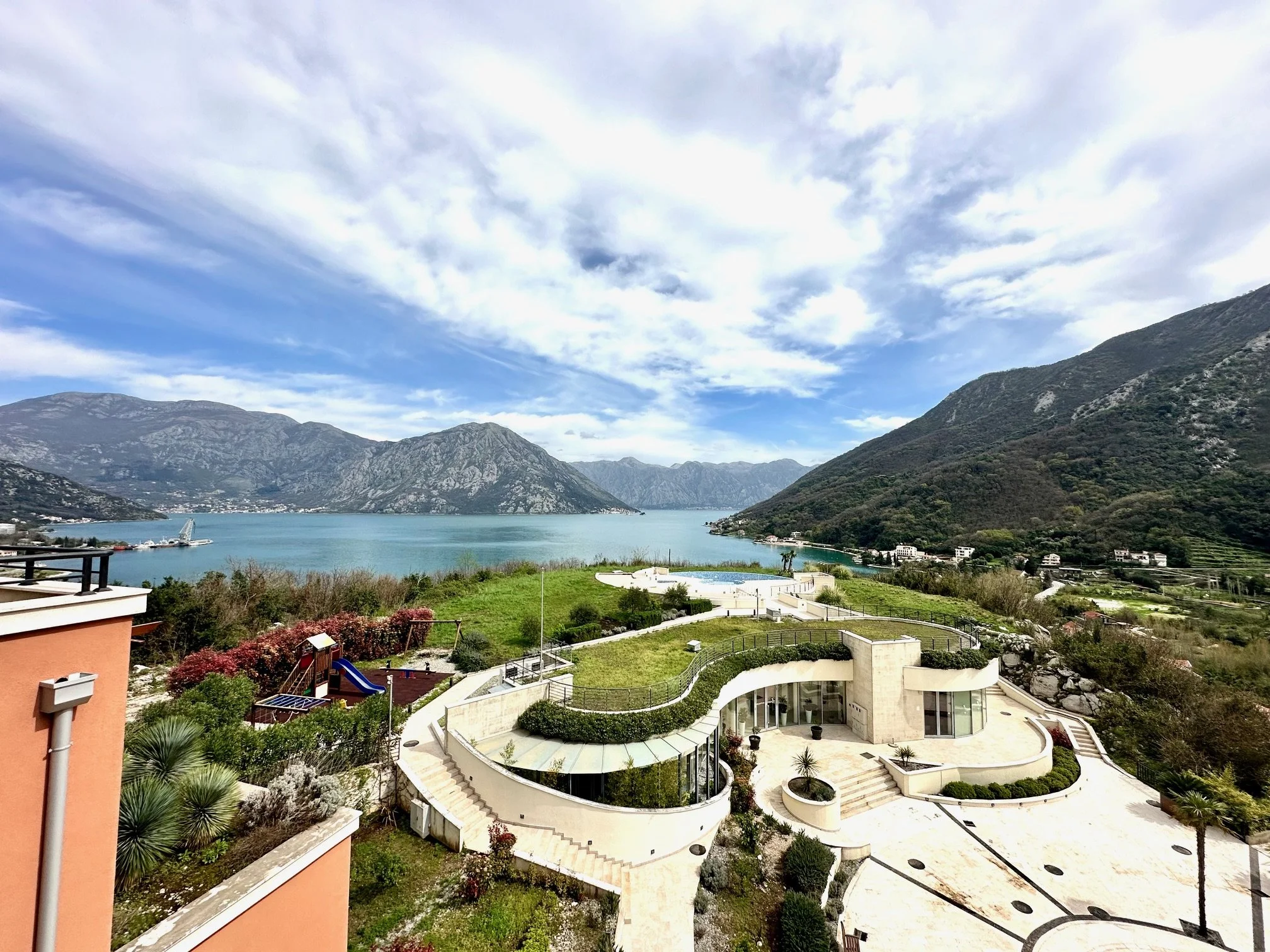 2-bedroom 2-bathroom penthouse in exclusive gated community | Generously sized terrace offering stunning panoramic views of sea and mountains | Fully furnished | Shared pool and on-site spa facilities | Kid’s playground |  €349,000 (AU$579,000)