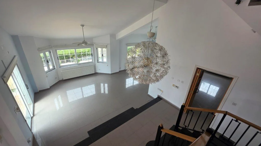 5-bedroom 4-bathroom house on 5,018 m2 land | Panoramic sea views | Pool  Landscaped garden with outdoor seating area with pergola | €1,100,000 (AU$1,837,000)