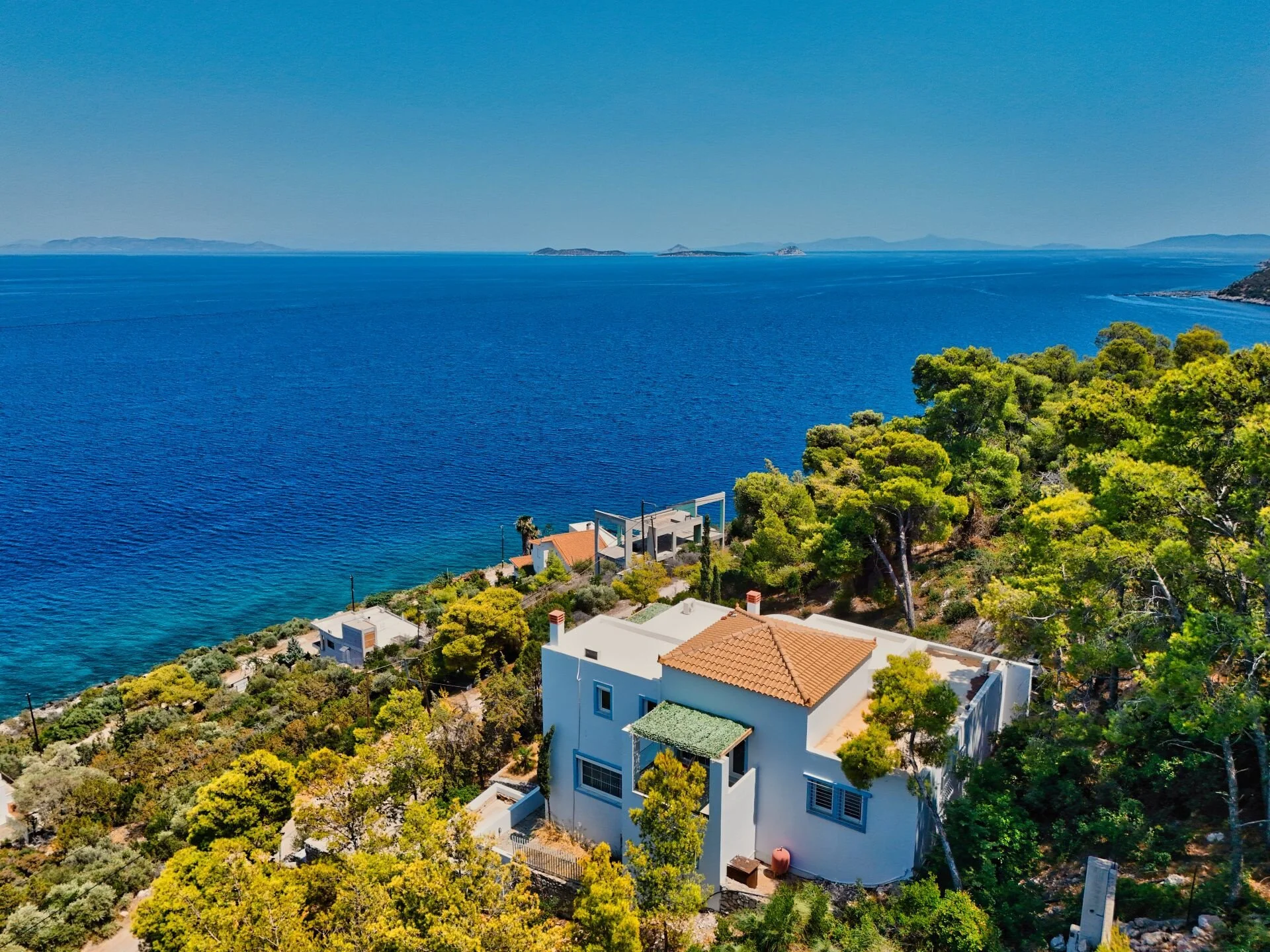 4-bedroom 3-bathroom detached house with panoramic sea views | Fully furnished | €400,000 (AU$700,000)