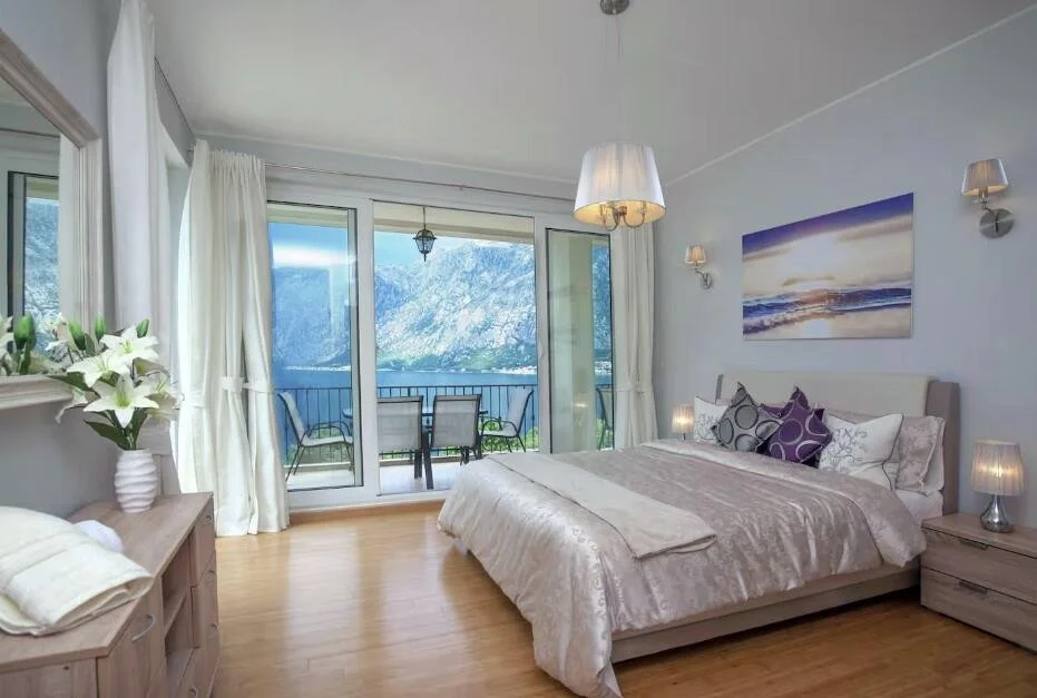 3-bedroom 2-bathroom apartment | Terrace offering panoramic sea views | Fully furnished | Private garage included in the price | Complex with shared pool | €340,000 (AU$564,000)