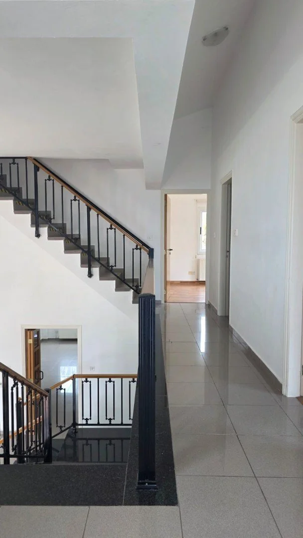 5-bedroom 4-bathroom house on 5,018 m2 land | Panoramic sea views | Pool  Landscaped garden with outdoor seating area with pergola | €1,100,000 (AU$1,837,000)