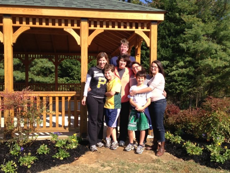 planting-Rachels-pavilion-10.26.13-742x557.jpg