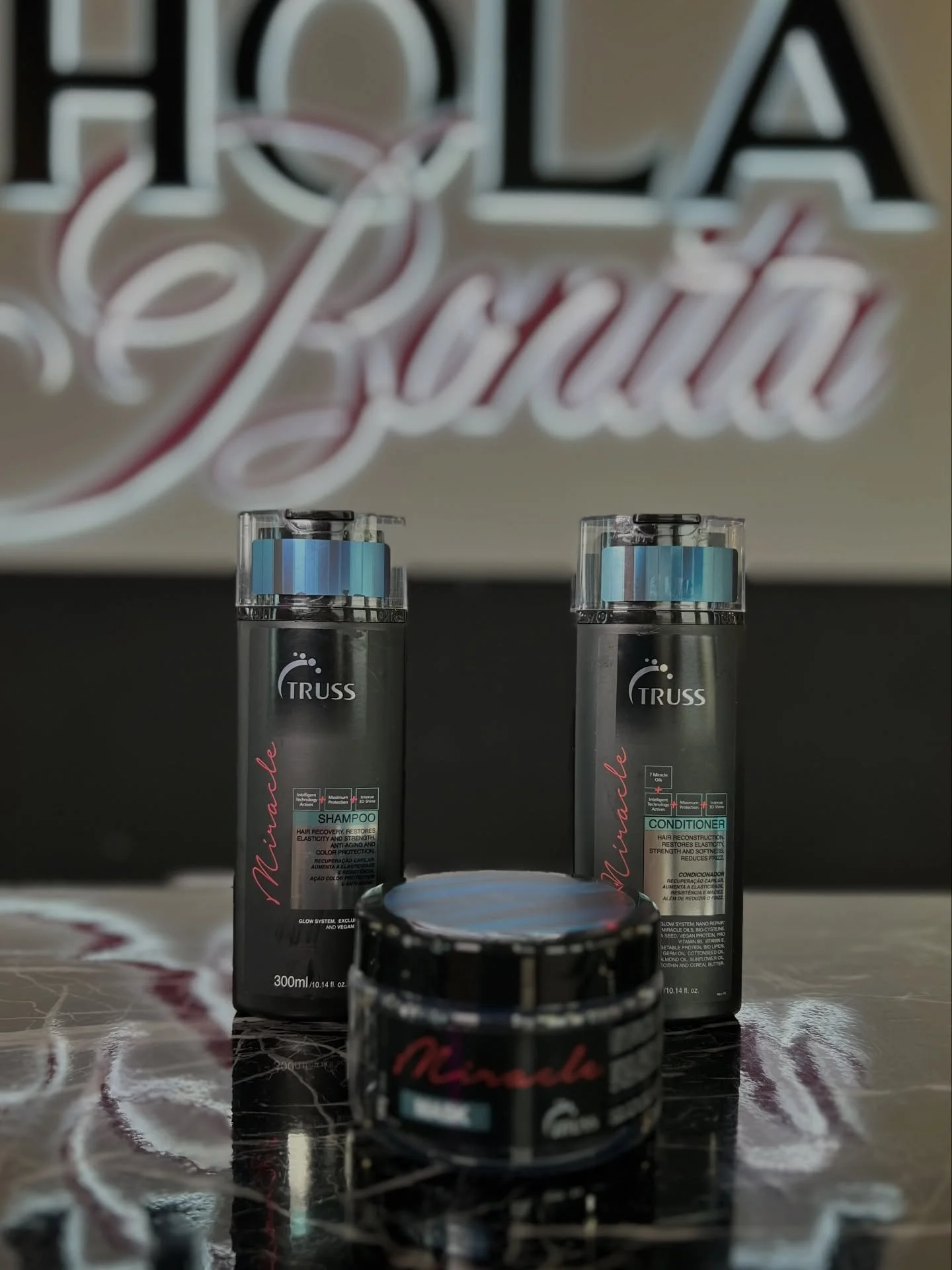 Miracles made just for you and your hair🫧🫧🫧

Products shown: @trussprofessional 
&bull;Shampoo
&bull;Conditioner 
&bull;Hair Mask 

Products were designed for all hair types to provide reconstruction and hydration for the hair ✨✨

Shop for these p