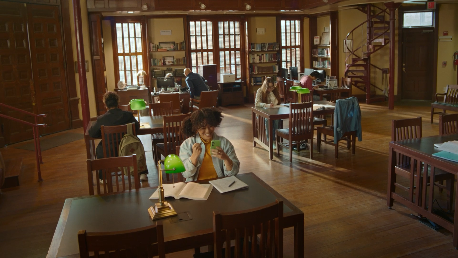 Sequence 01.00_00_21_27.Still010.png