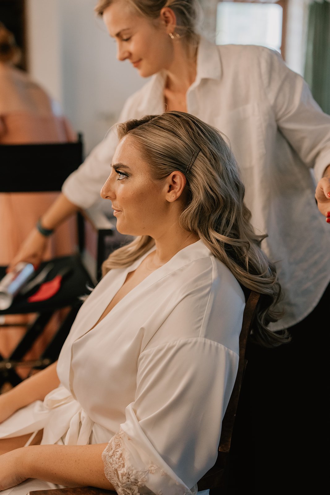 gonzalez wedding - girls getting ready photos (53 of 121).jpg