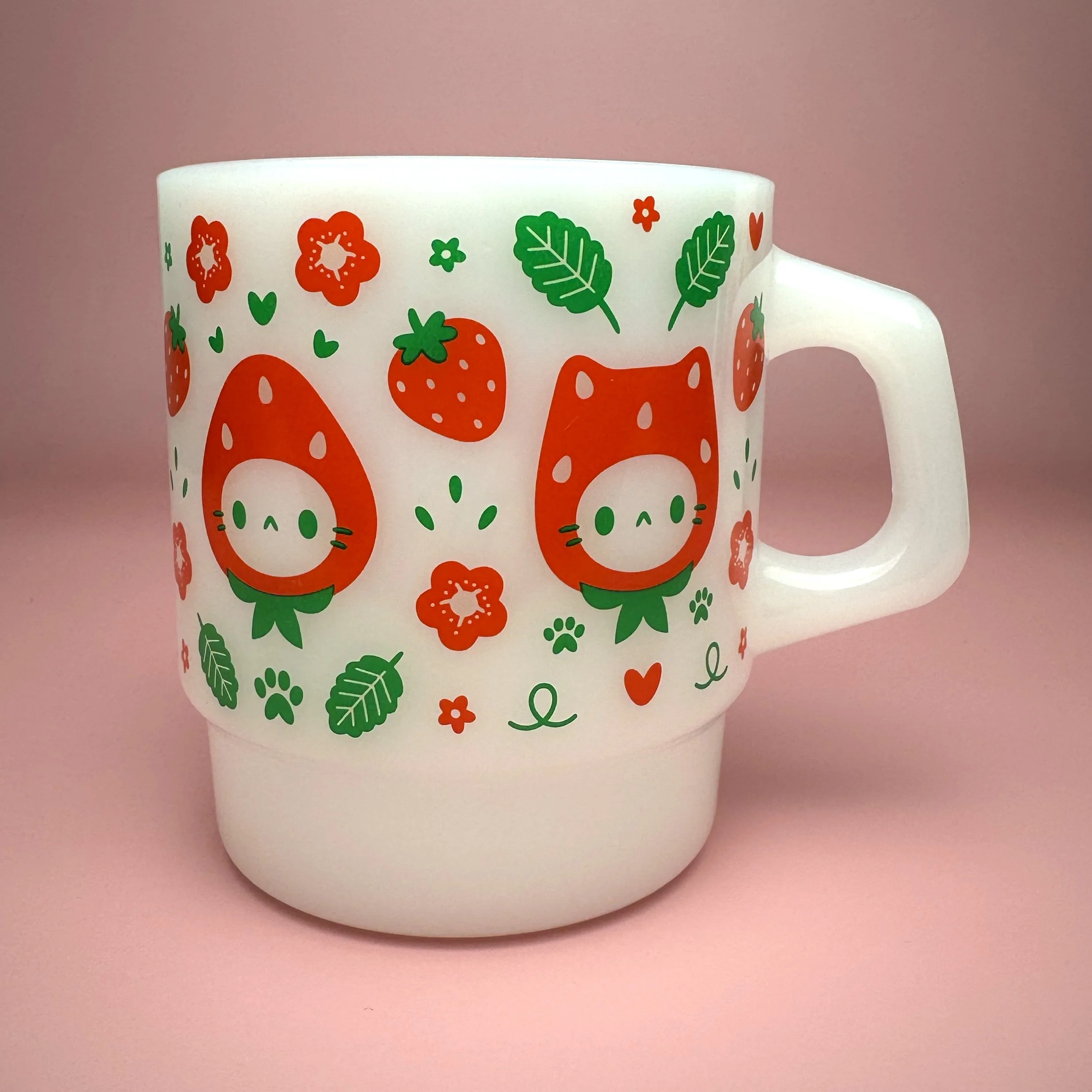Strawberry_Kitten_Mug_01.jpg