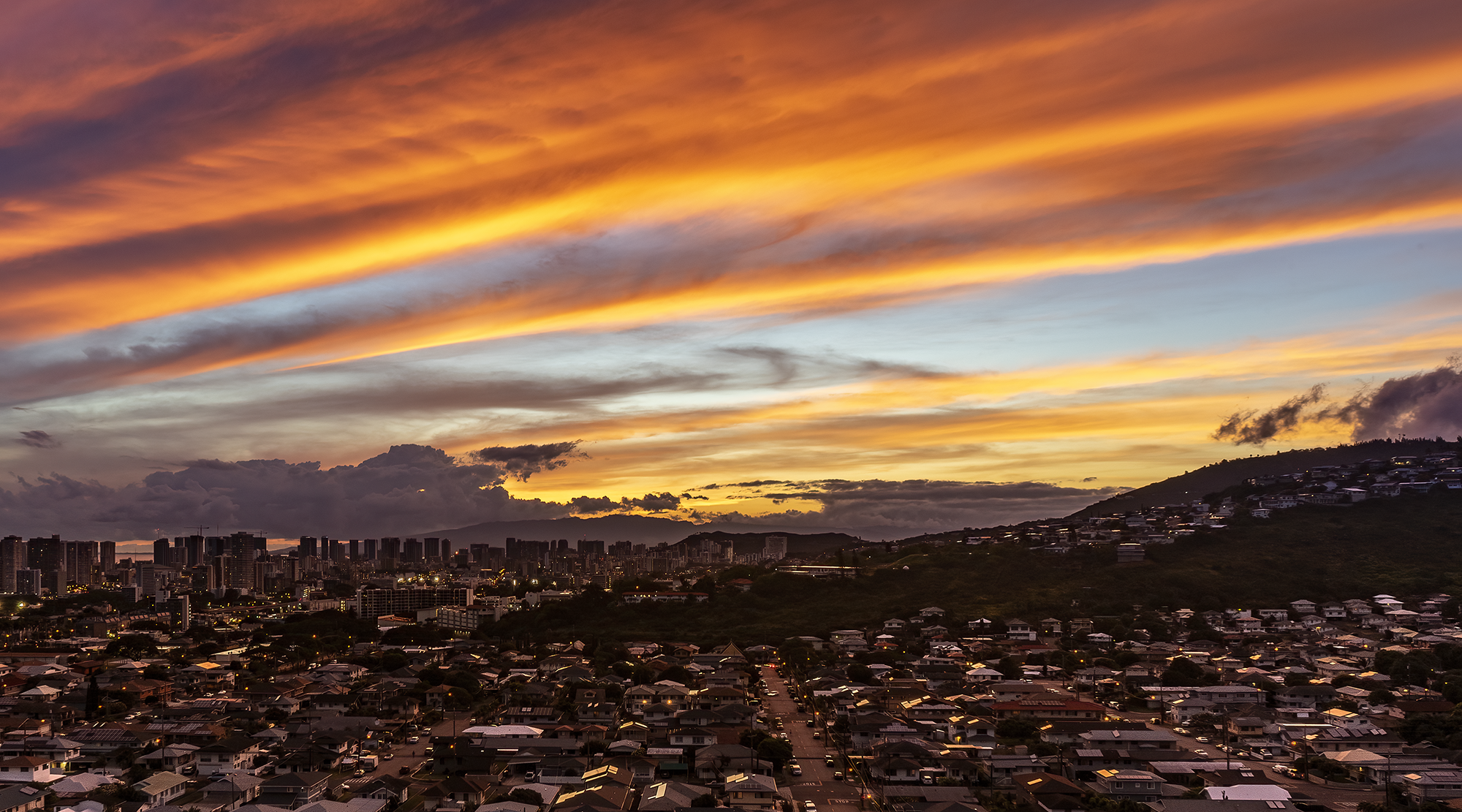 Hawaii - Sunset -t.png