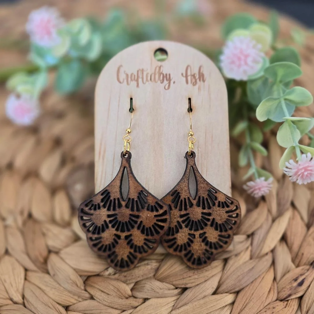 Date Night Fans Hooked.jpg