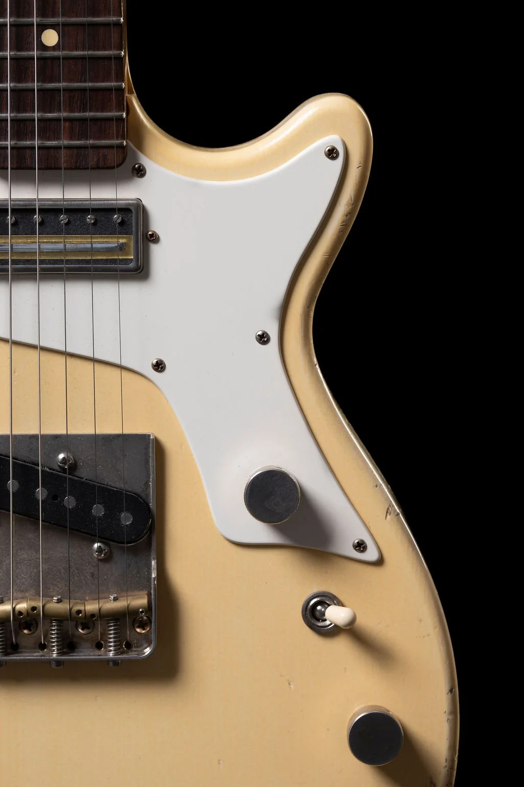 Alice pickguard.jpg