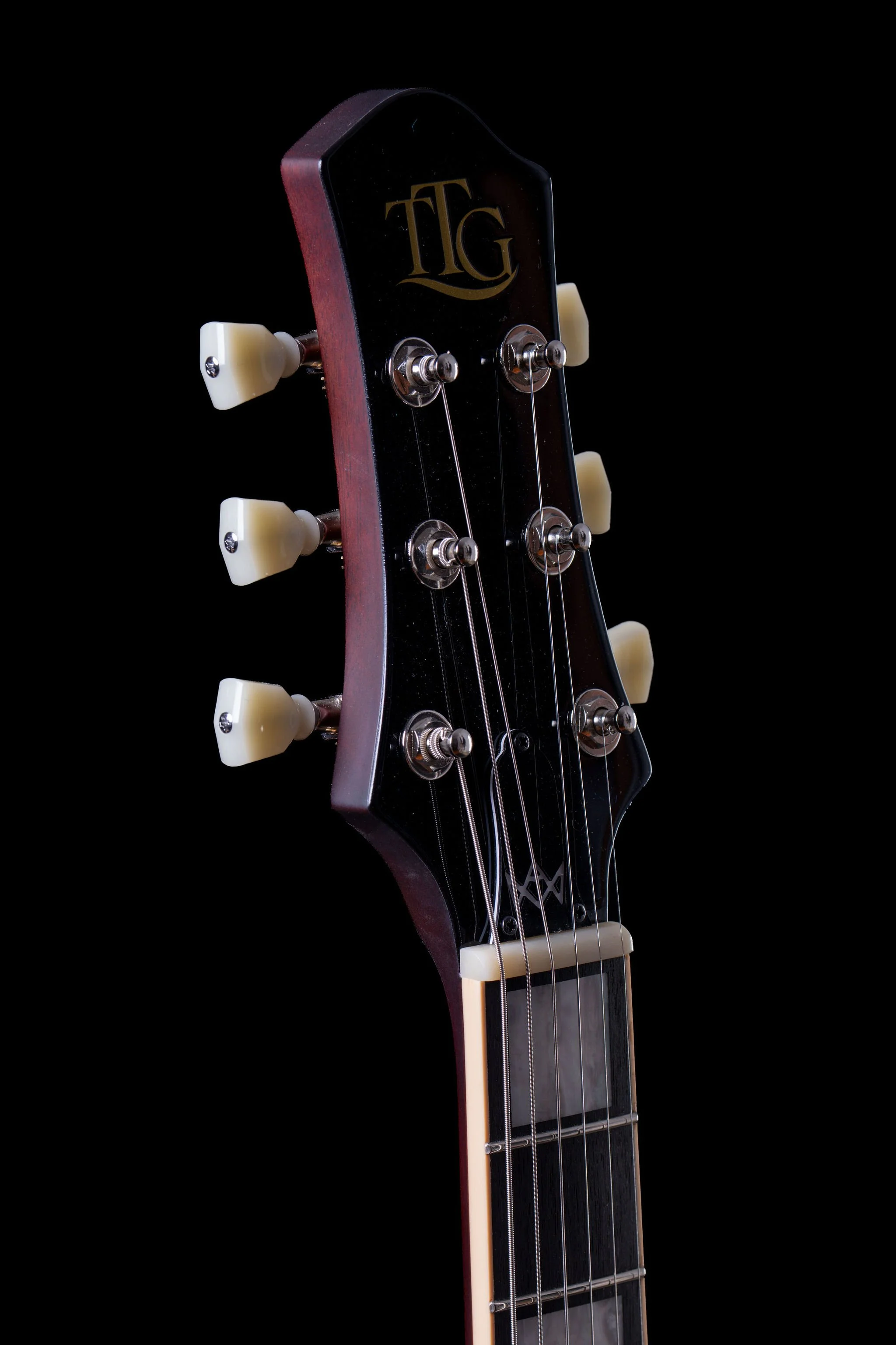 Sunburst HST Front Headstock.jpg