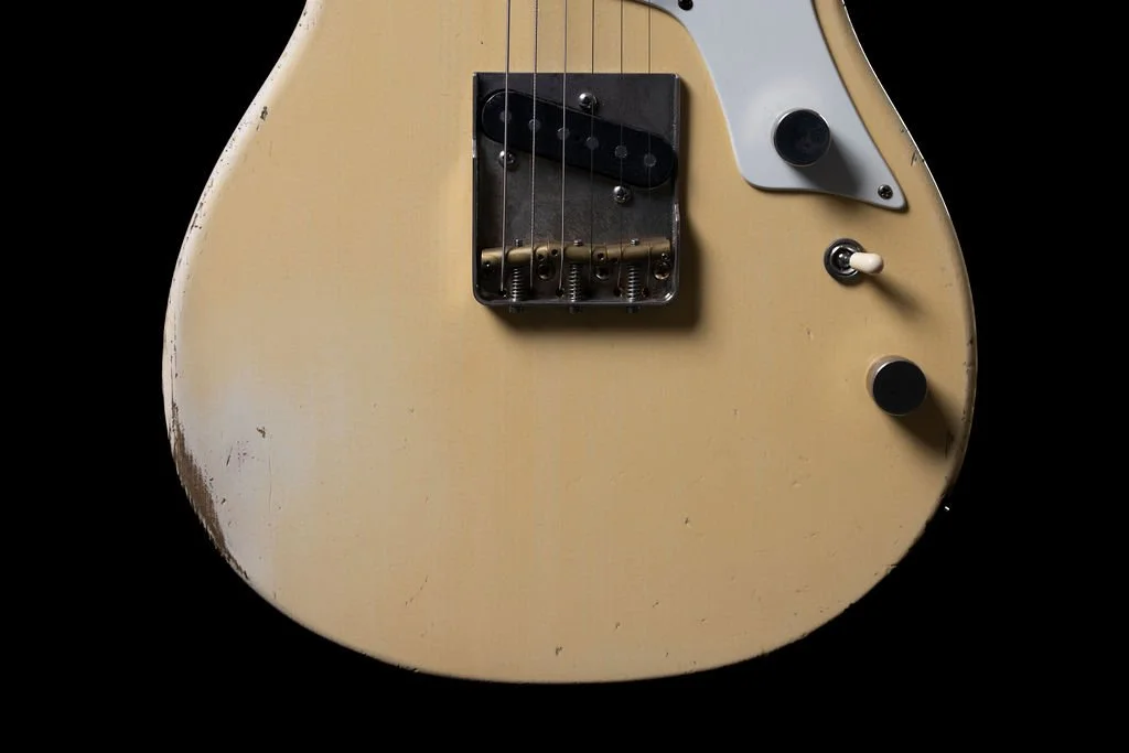 Alice bridge and knobs.jpg