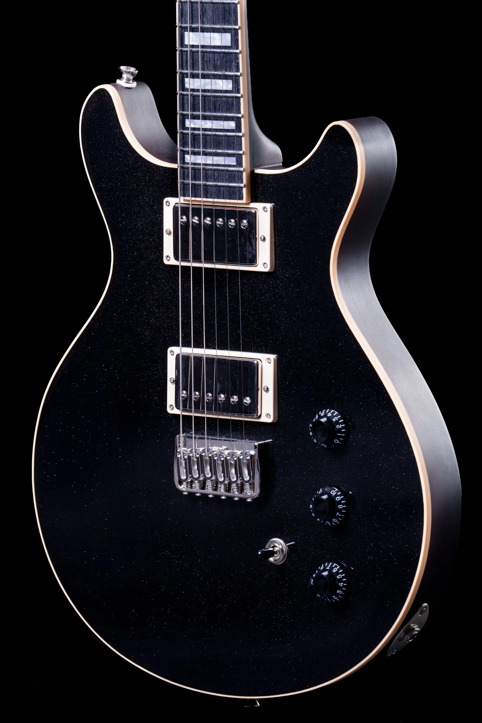 Black HST Front Detail.jpg