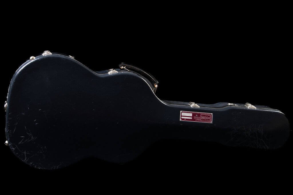 Back of a black Carlton flight case