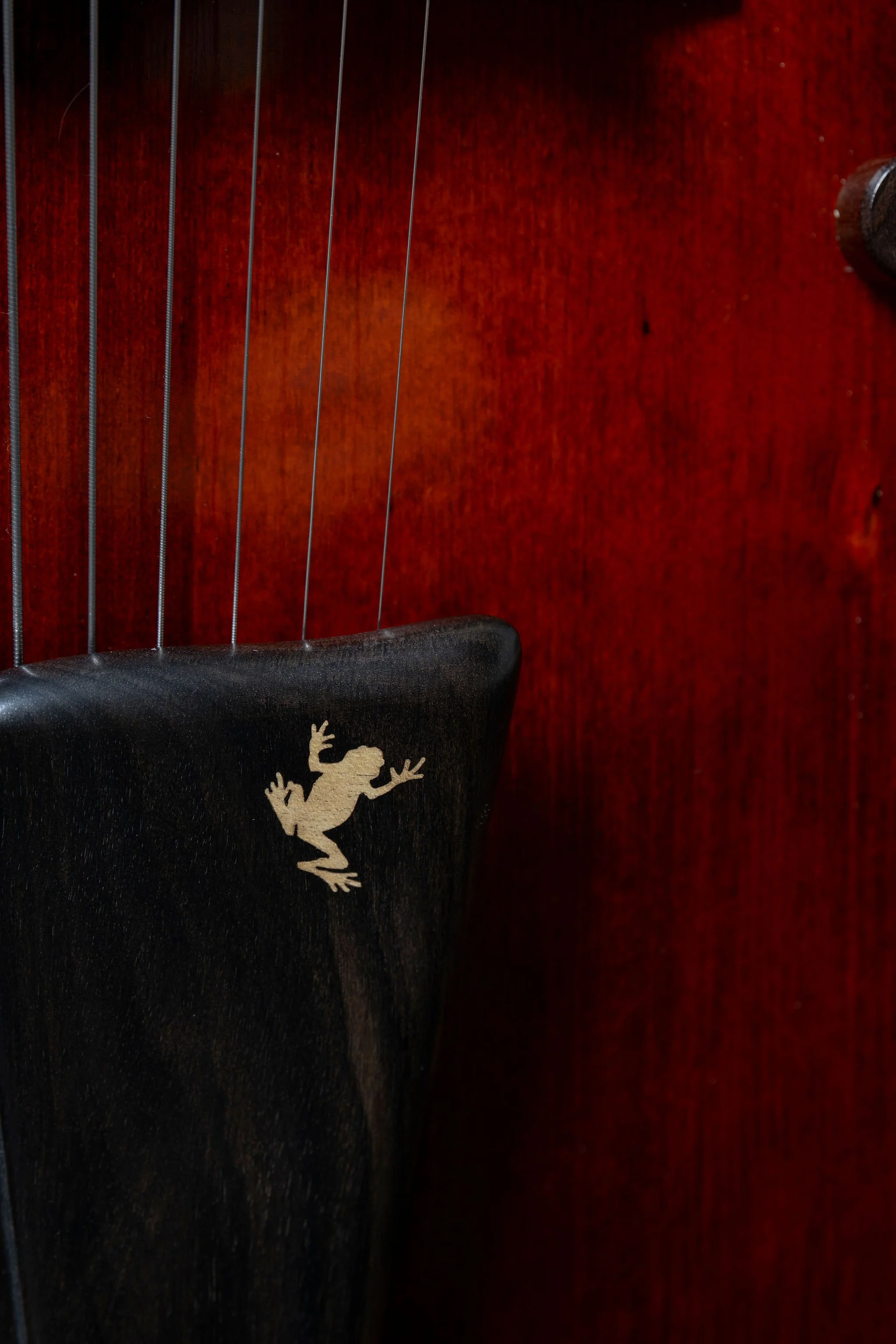 Eastman Pisano Frog Inlay.jpg