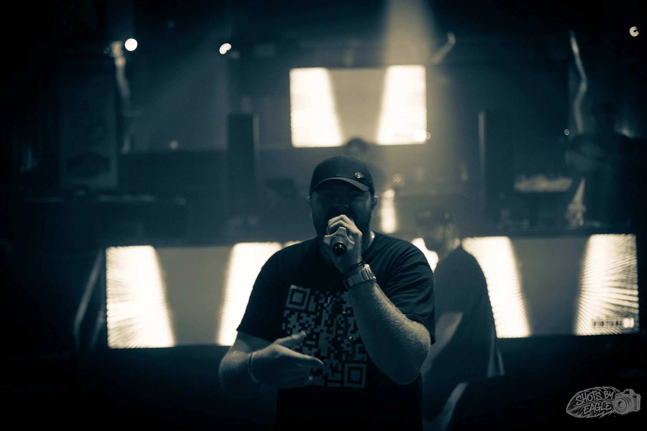 Dusitn Warbear & Ace Wild Live Performance