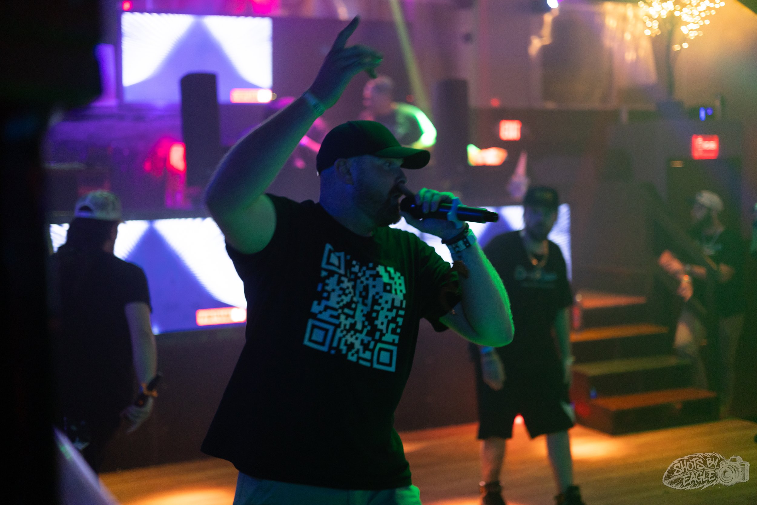 Dusitn Warbear & Ace Wild Live Performance