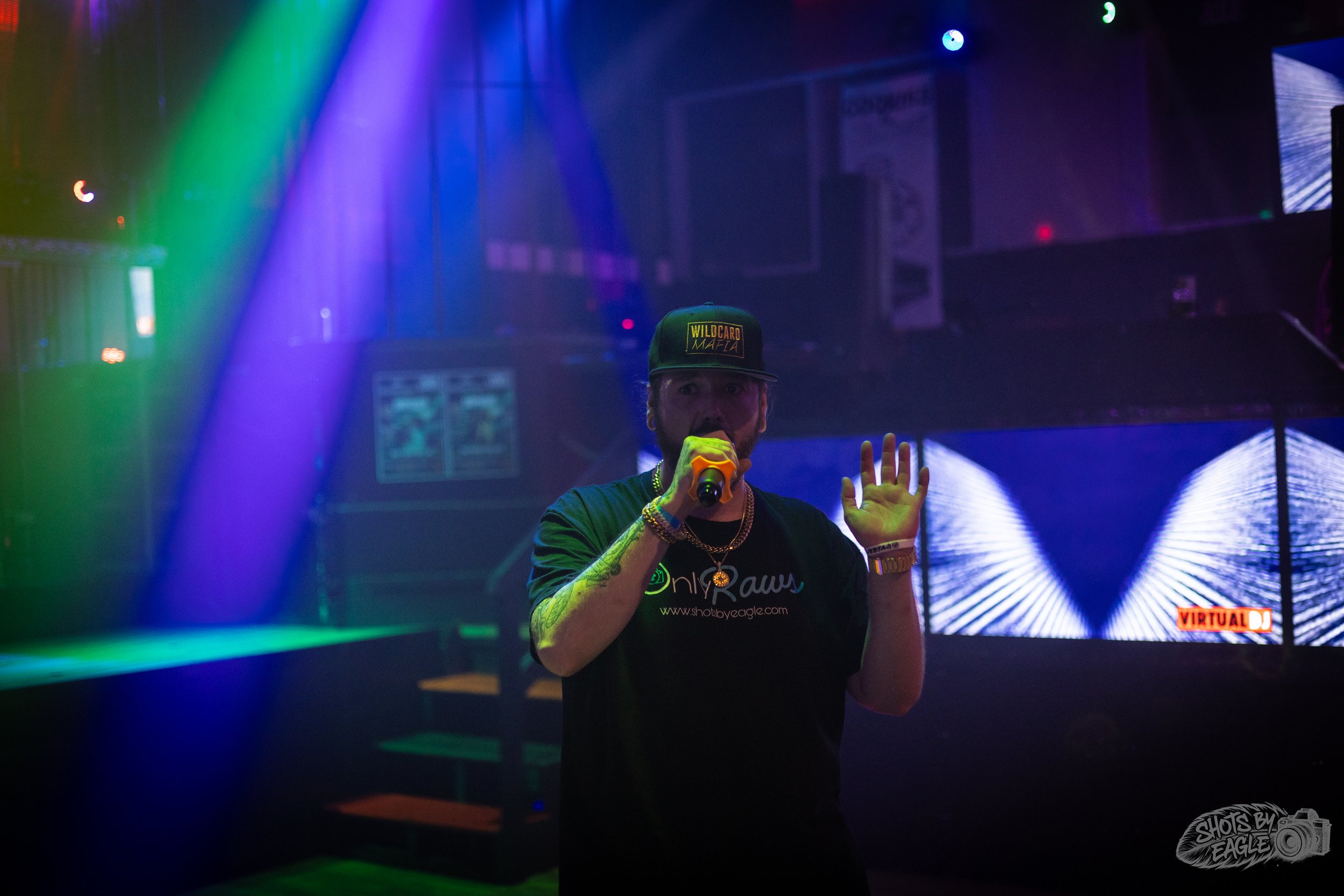 Dusitn Warbear & Ace Wild Live Performance