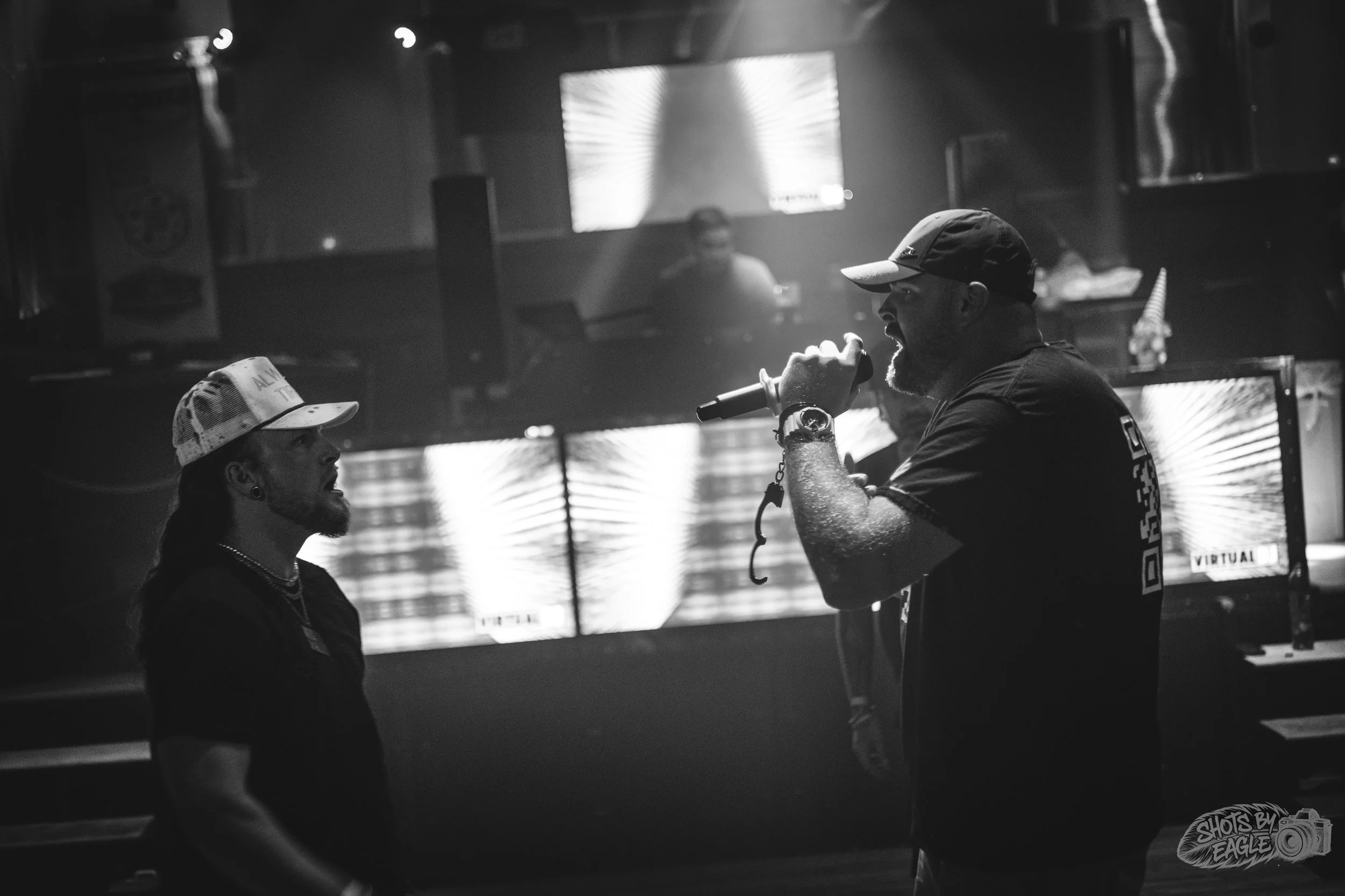 Dusitn Warbear & Ace Wild Live Performance