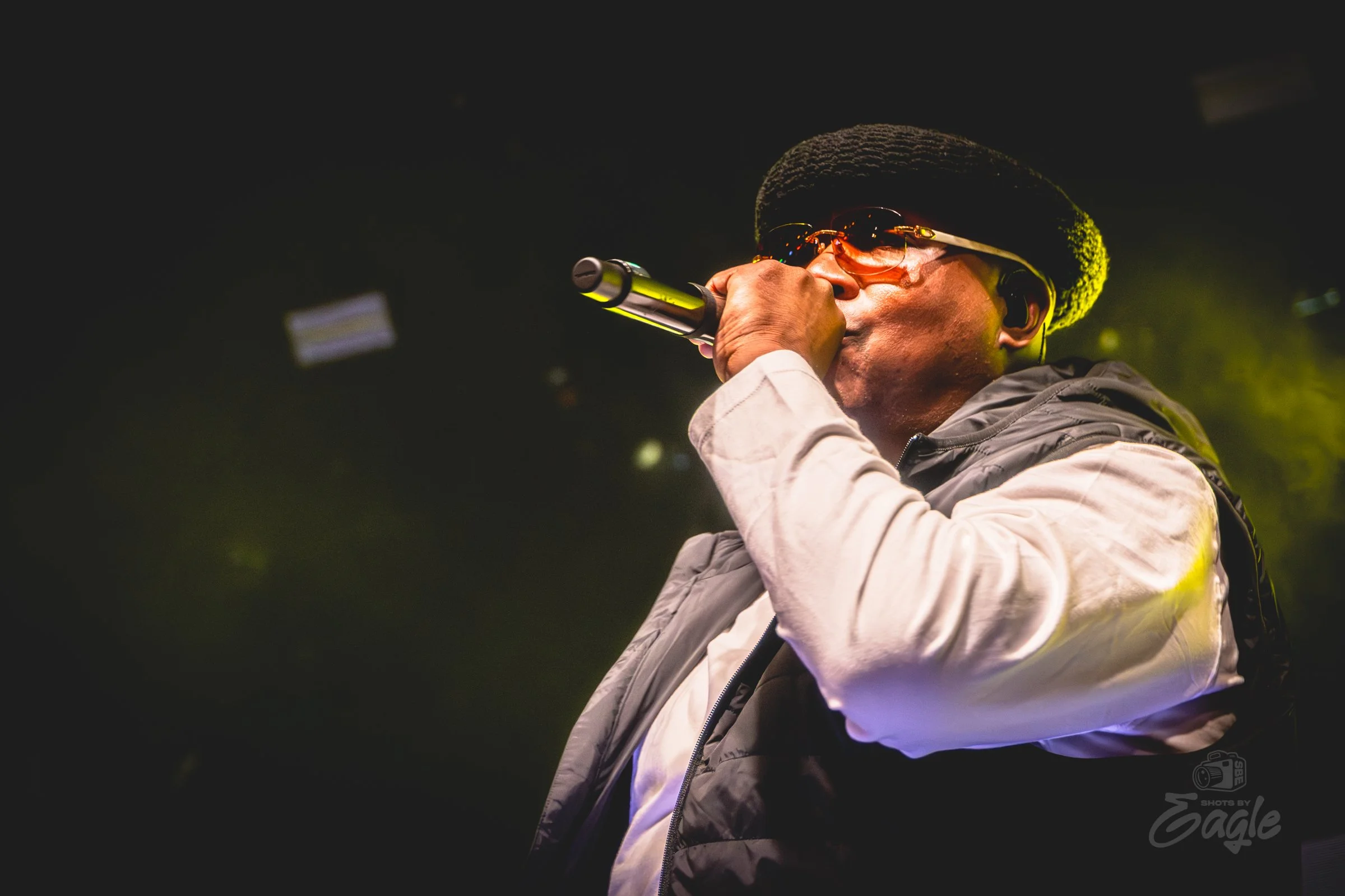 e 40