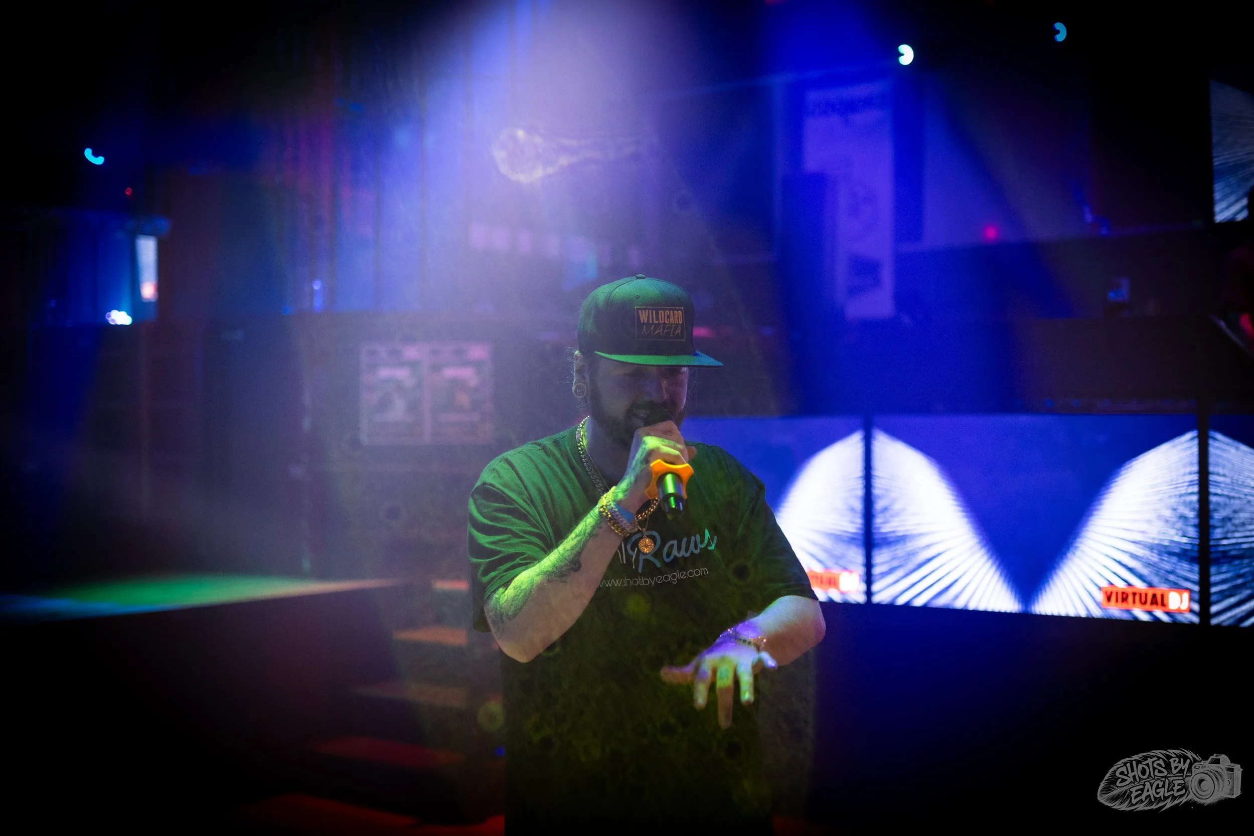 Dusitn Warbear & Ace Wild Live Performance