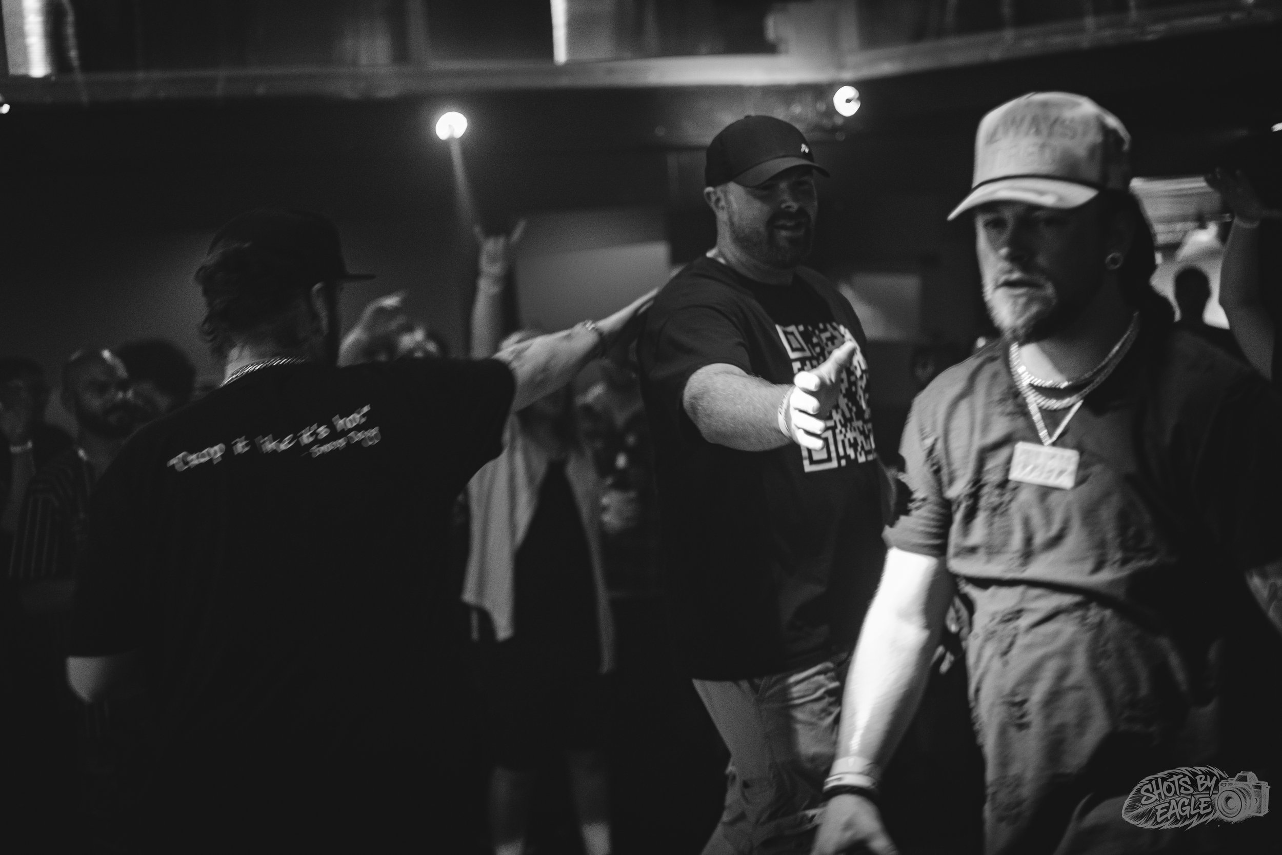 Dusitn Warbear & Ace Wild Live Performance