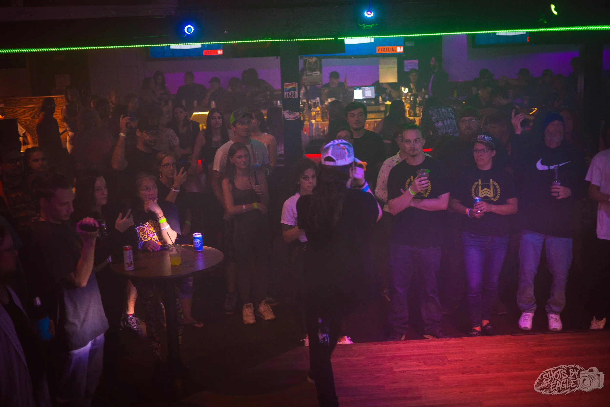 Dusitn Warbear & Ace Wild Live Performance