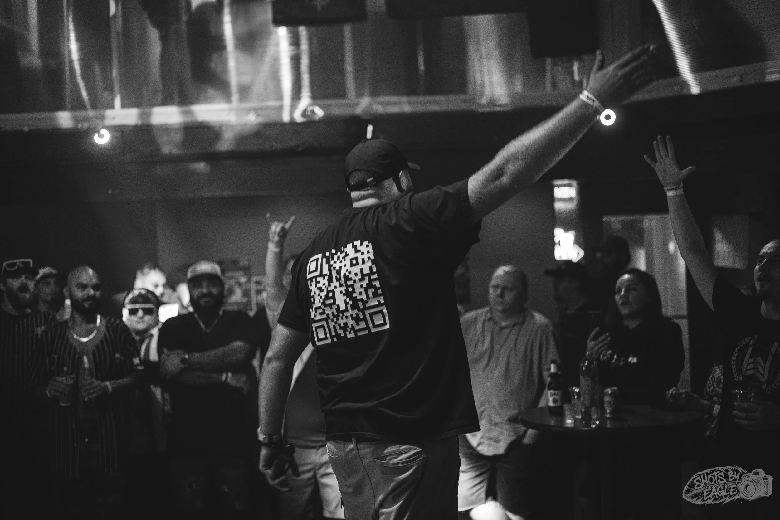 Dusitn Warbear & Ace Wild Live Performance