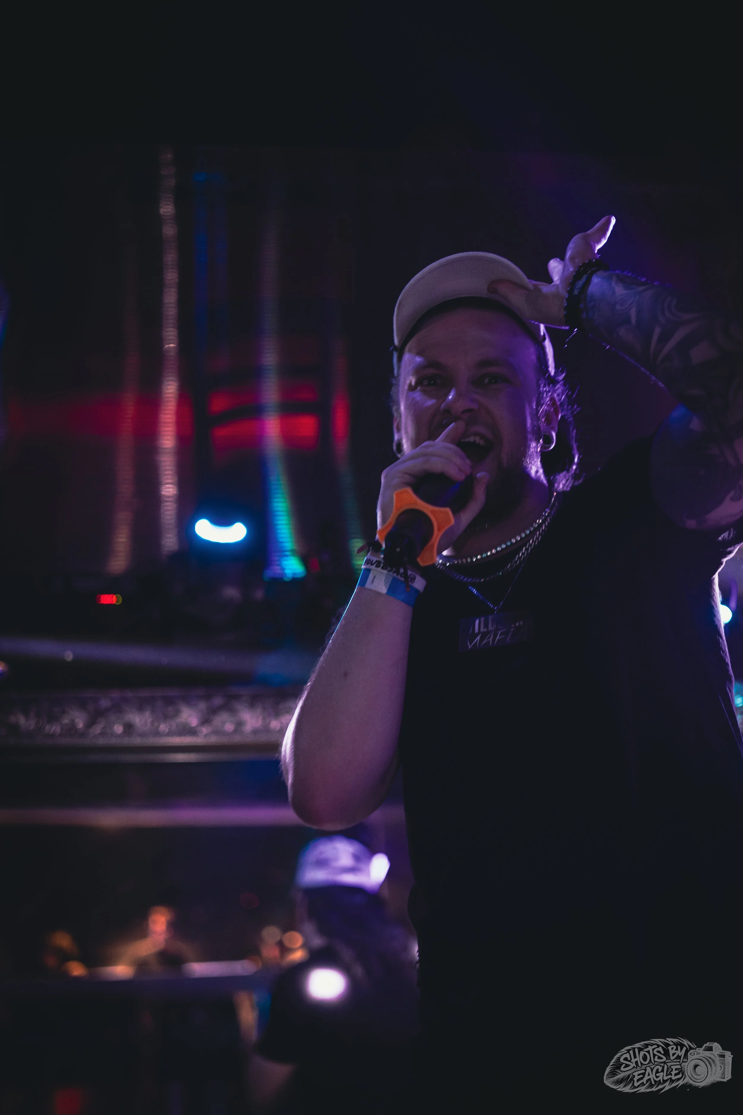 Dusitn Warbear & Ace Wild Live Performance