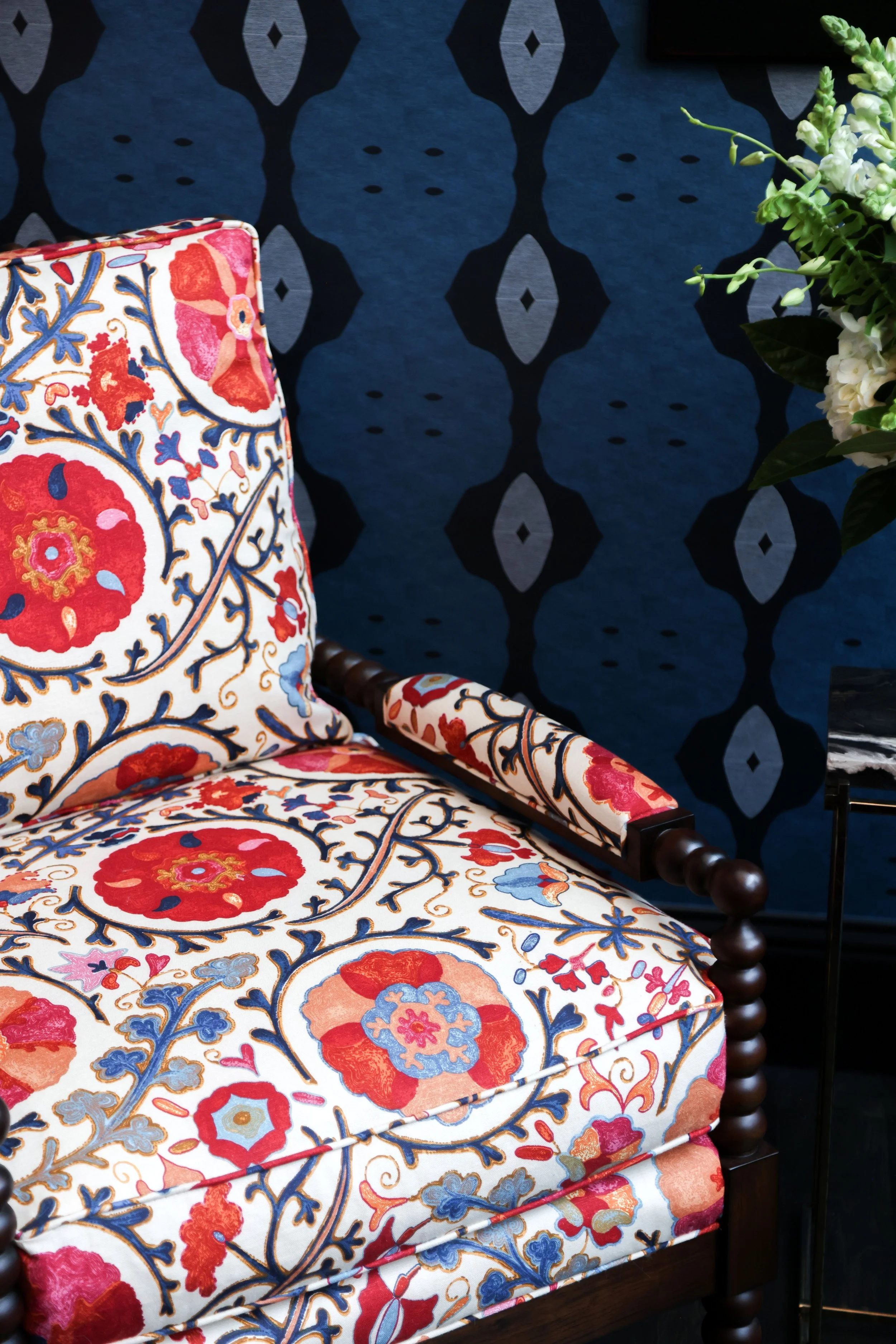 Mixing Patterns: The Art of Bold, Cohesive Design