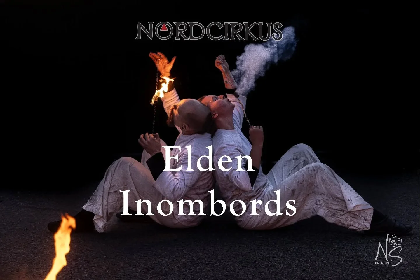 Nu p&aring; fredag spelar @the_tonyverse och @axel.carlstrand v&aring;r poetiska eldf&ouml;rest&auml;llning Elden Inombords i Stenungsund, som en del av Kulturnatta.

Kl 18:30 utanf&ouml;r Fregatten, varmt v&auml;lkomna om ni &auml;r i krokarna! 🔥✨️