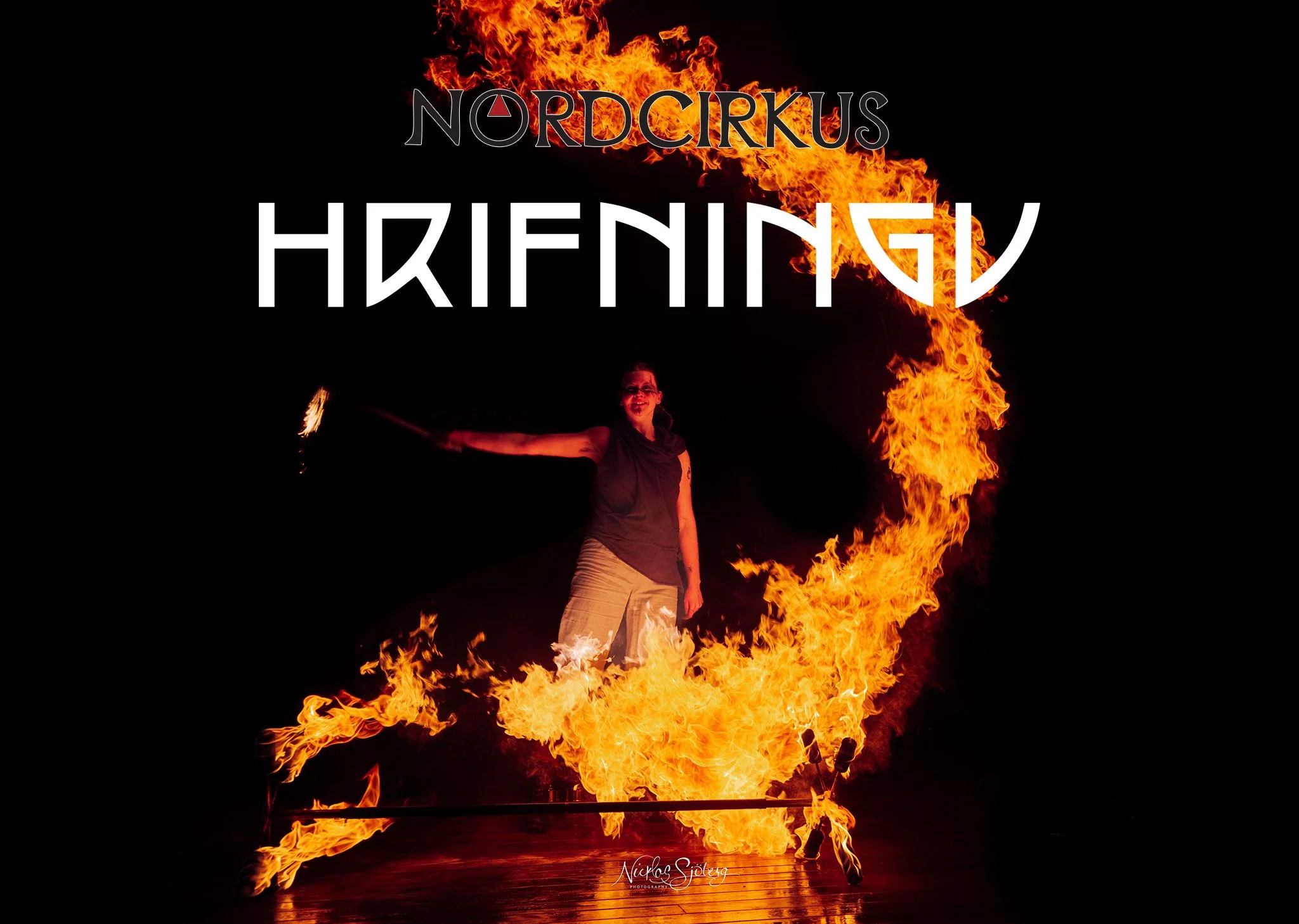 Nu p&aring; l&ouml;rdag 6/12 kl 17:20 avslutar @tovaekenberg och Anna-Sara julfirandet i Fluns&aring;sparken, G&ouml;teborg, med den h&auml;nf&ouml;rande eldf&ouml;rest&auml;llningen Hrifningu! Varmt v&auml;lkomna! 🔥🔥🔥

Foto av @144bilder