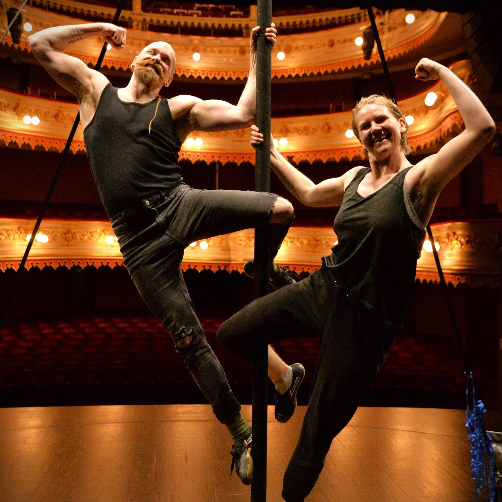 ✨Tillbakablick p&aring; 2025 ✨

S&aring; mycket roliga saker som har h&auml;nt under detta &aring;ret. H&auml;r &auml;r n&aring;gra h&ouml;jdpunkter fr&aring;n 2025:

1. Division Syd fick tillg&aring;ng till en kinesisk p&aring;le
2. Utdrag ur En Sol