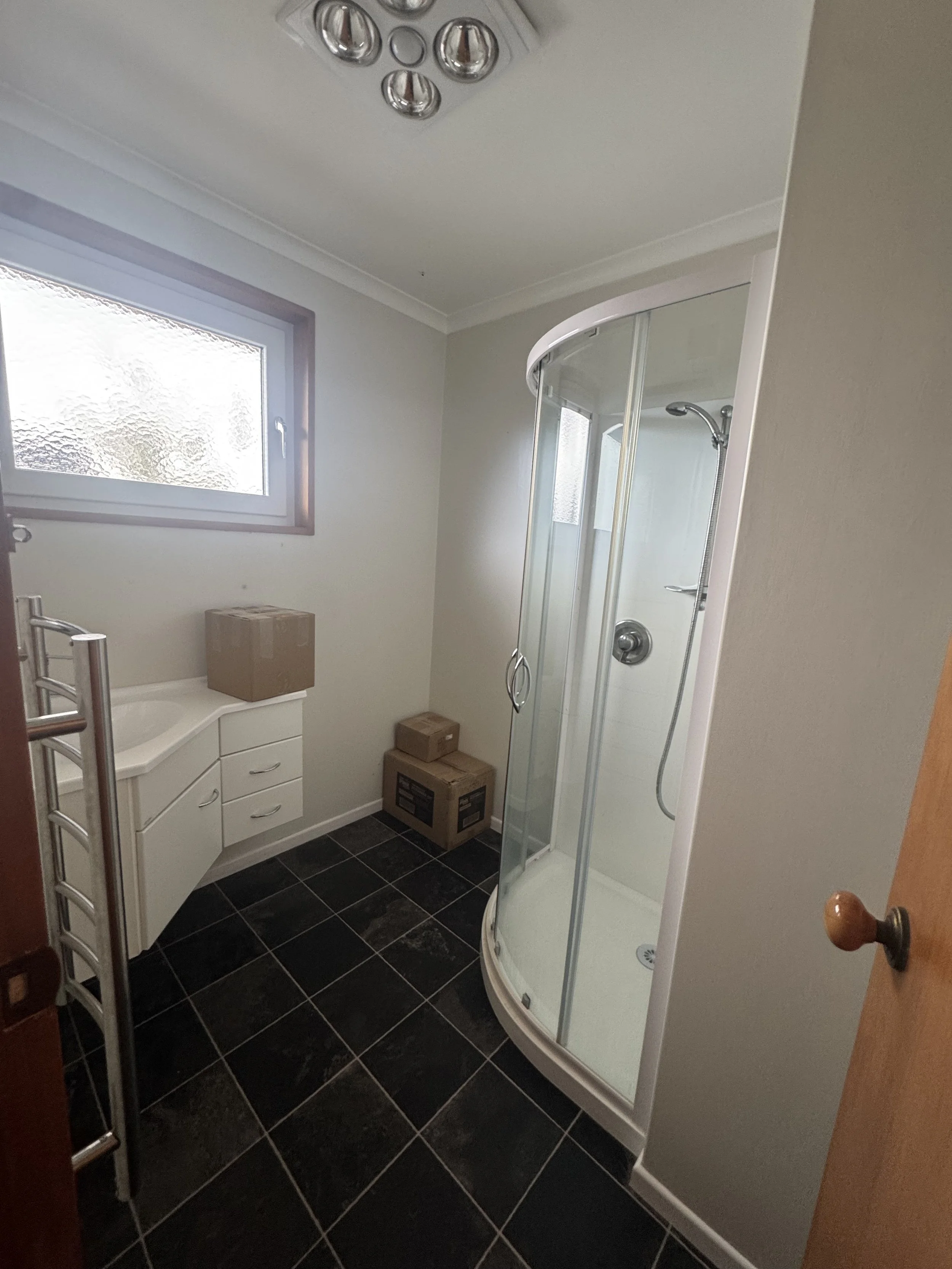 Spargo - Bathroom Before 2.jpeg