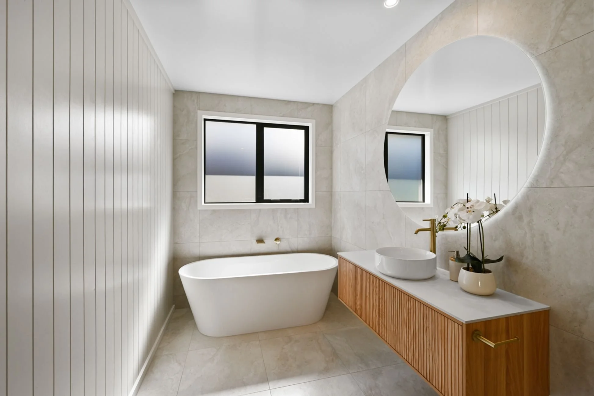 Taurus Lane New Build Bath 2.jpg
