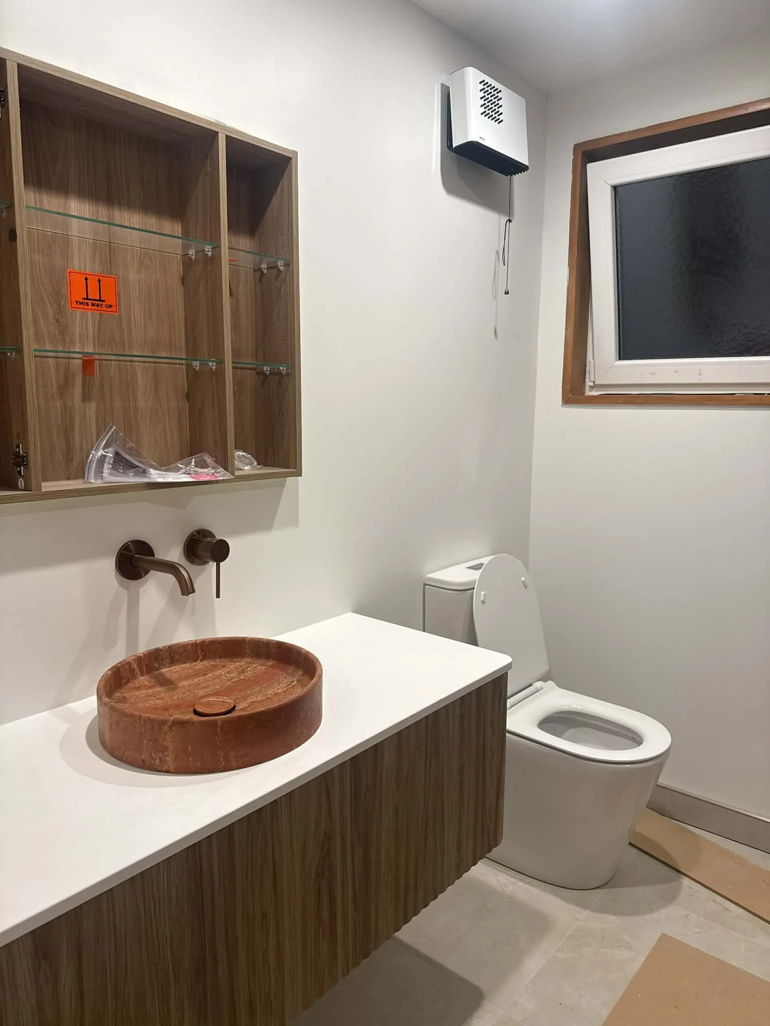 Spargo - Bathroom During 5.jpg