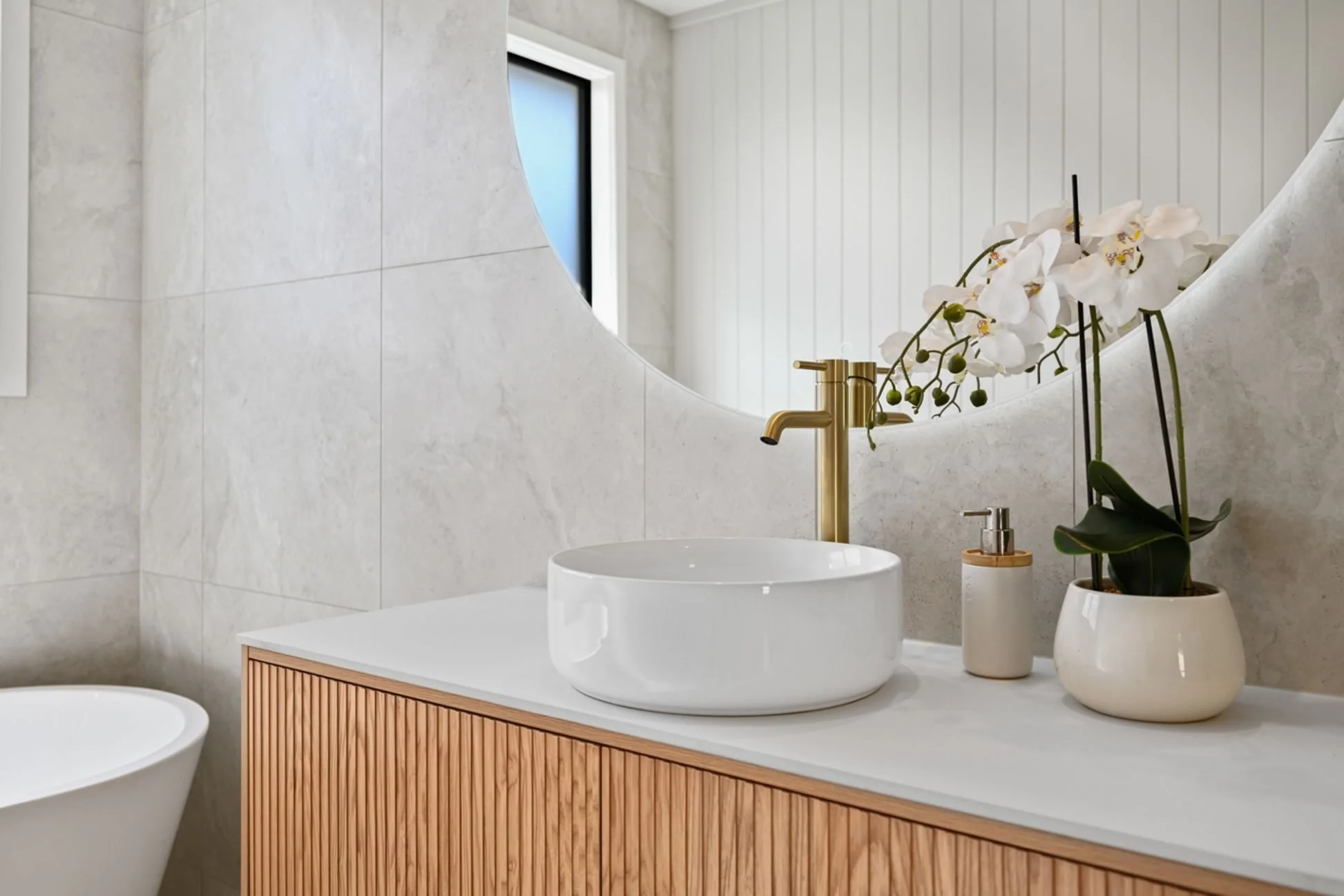 Taurus Lane New Build Bath 1.jpg