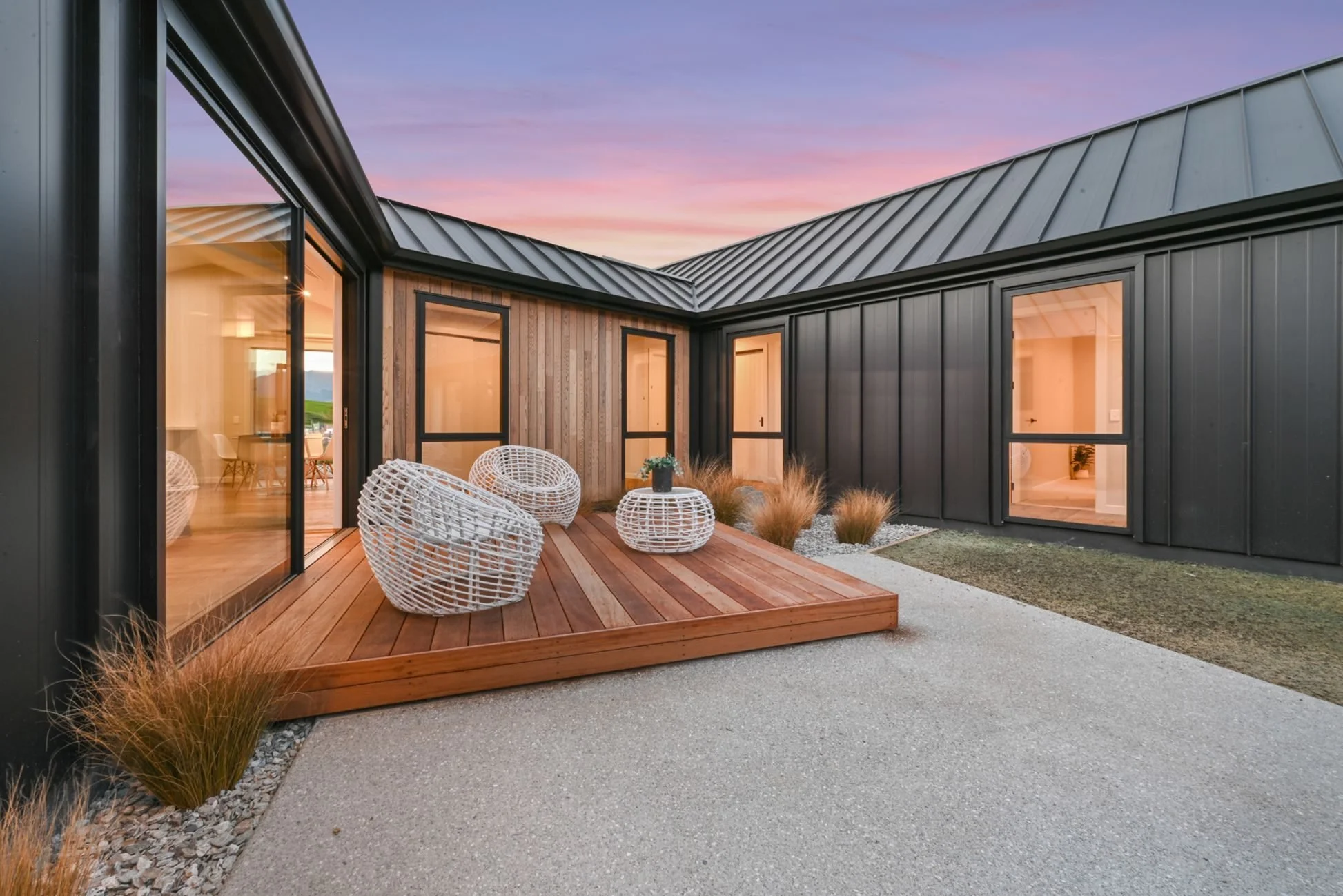 Taurus Lane New Build Rear 1.jpg