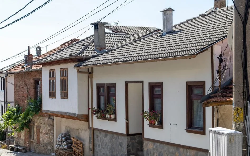 Старинни къщи в село Делчево, Благоевградска област – автентична българска архитектура