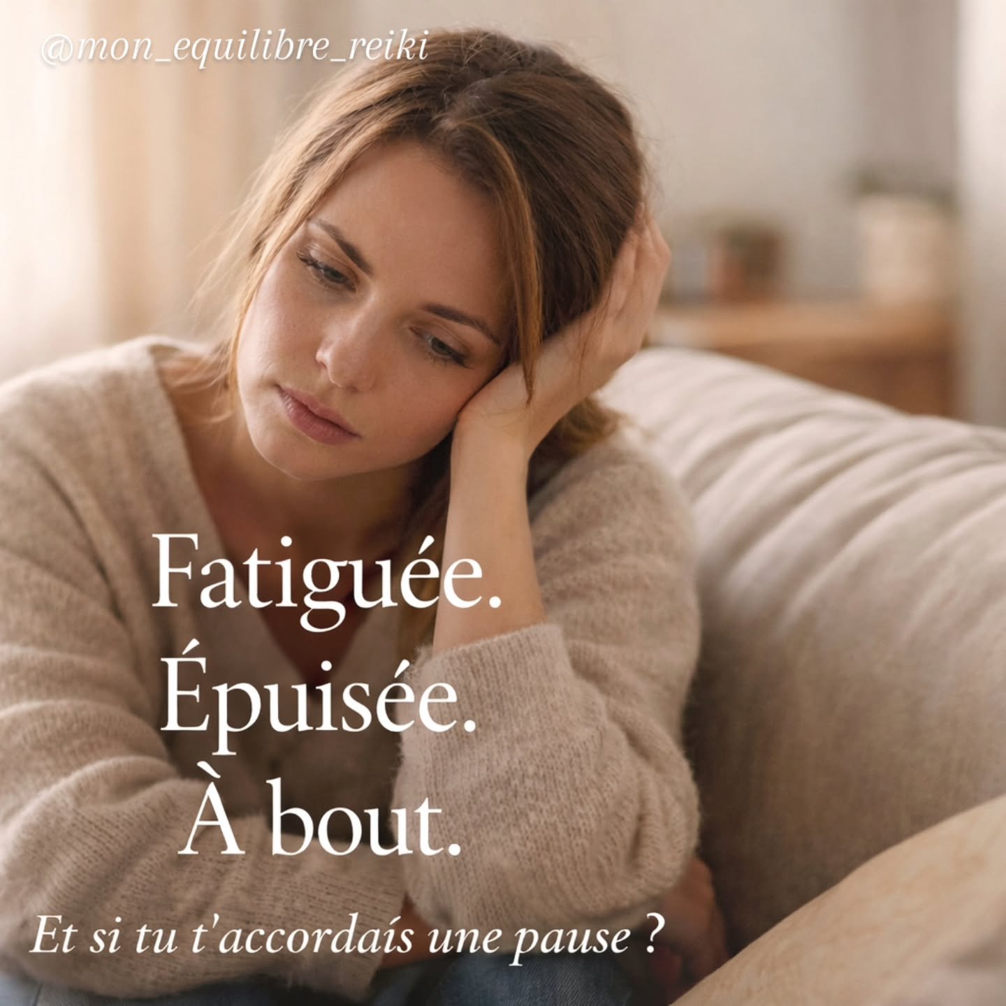 Il y a une fatigue qui ne se voit pas.

Celle o&ugrave; tu continues.
Celle o&ugrave; tu fais &ldquo;comme si&rdquo;.
Celle o&ugrave; tu tiens&hellip; alors que tout en toi demande une pause.

Beaucoup de femmes que je re&ccedil;ois n&rsquo;attendent