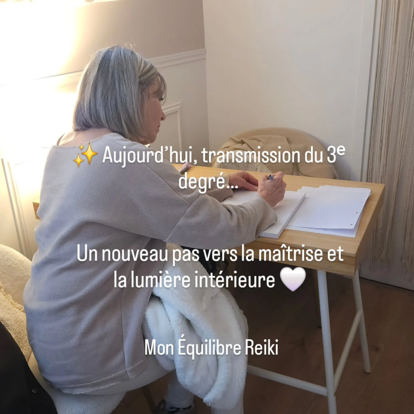 Aujourd&rsquo;hui, j&rsquo;ai eu l&rsquo;honneur d&rsquo;accompagner Val&eacute;rie dans son troisi&egrave;me degr&eacute; de Reiki ✨

Le 3ᵉ degr&eacute;, appel&eacute; Shinpiden, est une &eacute;tape puissante.
C&rsquo;est un approfondissement, une 