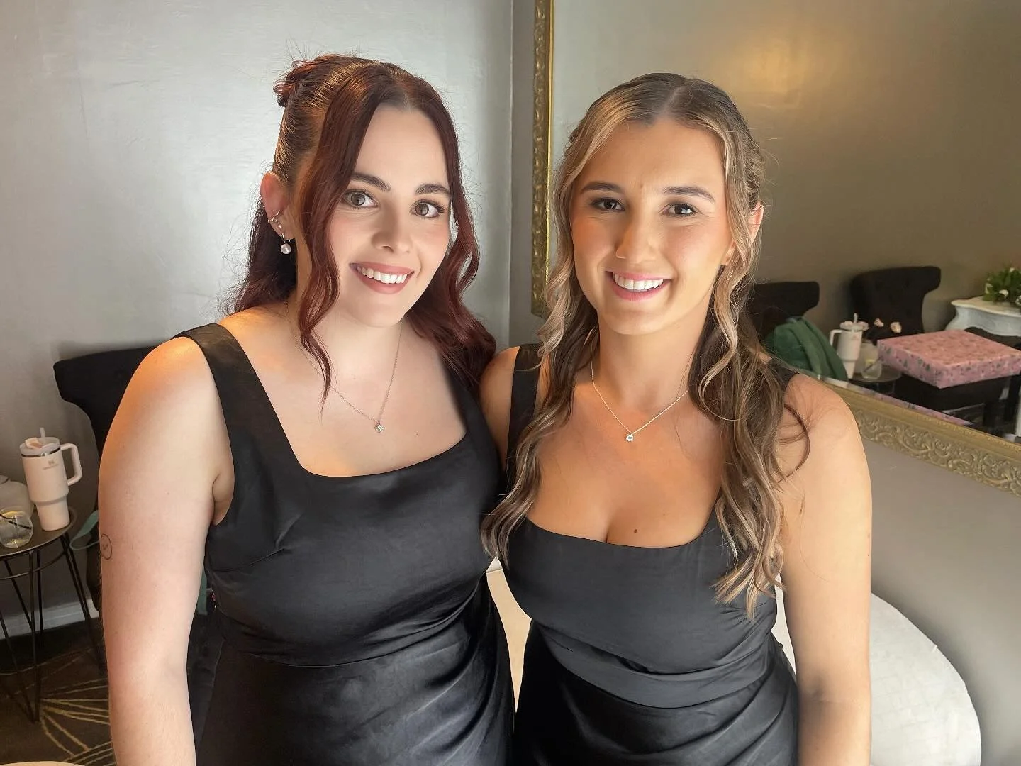 Yesterday&rsquo;s bridesmaids brought all the beauty, elegance, and best vibes! ✨ From soft glam to radiant smiles, these gorgeous ladies were an absolute dream to work with. Loved creating their flawless looks for such a special day! 💕

#BridalPart