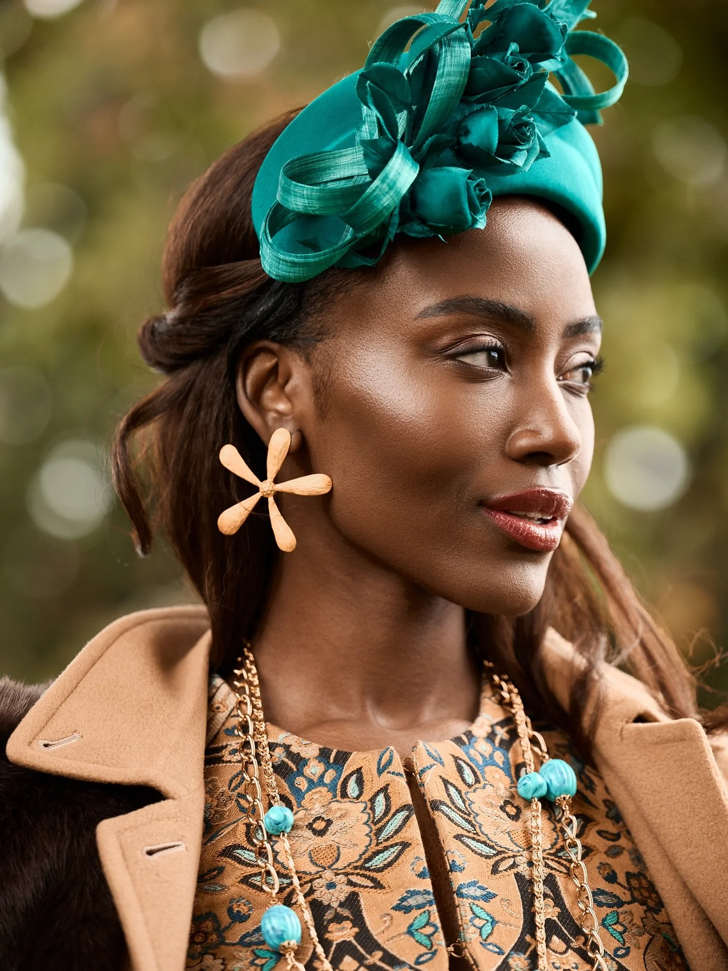 @carouseljewels featured in the @ascotracecourse Season Lookbook 2025 

Styling @aliceharestylist
Photography @georginaprestonphoto
Hair @hairbybethanyalden_
Make-up @itsbrookeprice @glowandry 
Model @rufarro 
Location @fshampshire
#JSLB25