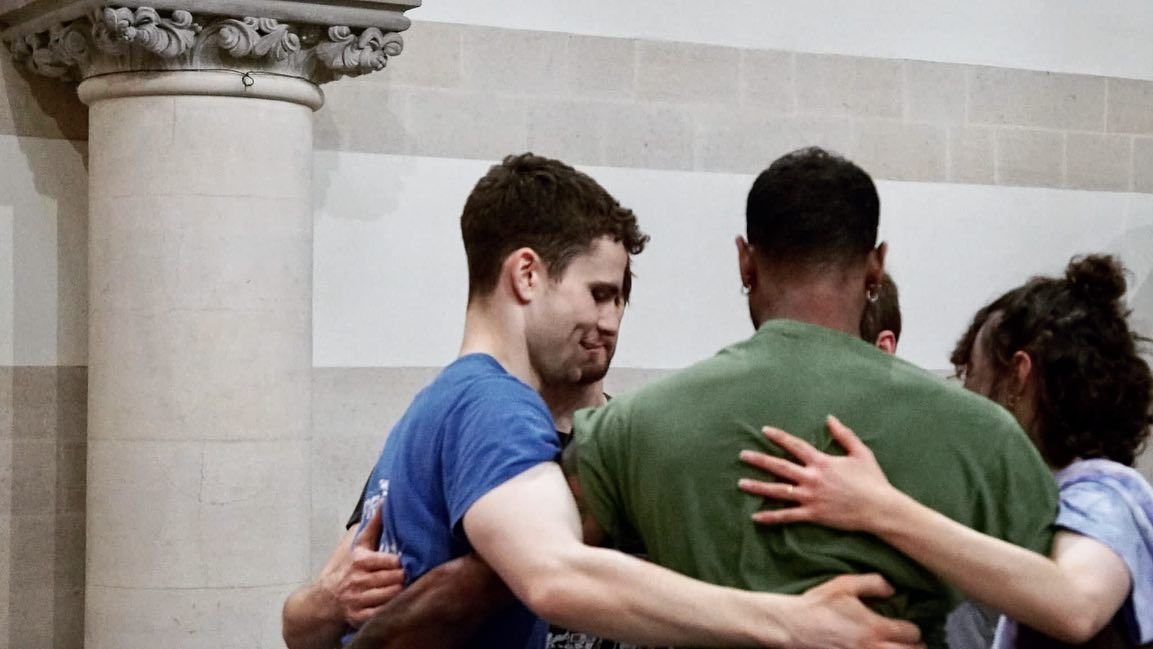 Dancers_embrace-f30502a4.jpeg