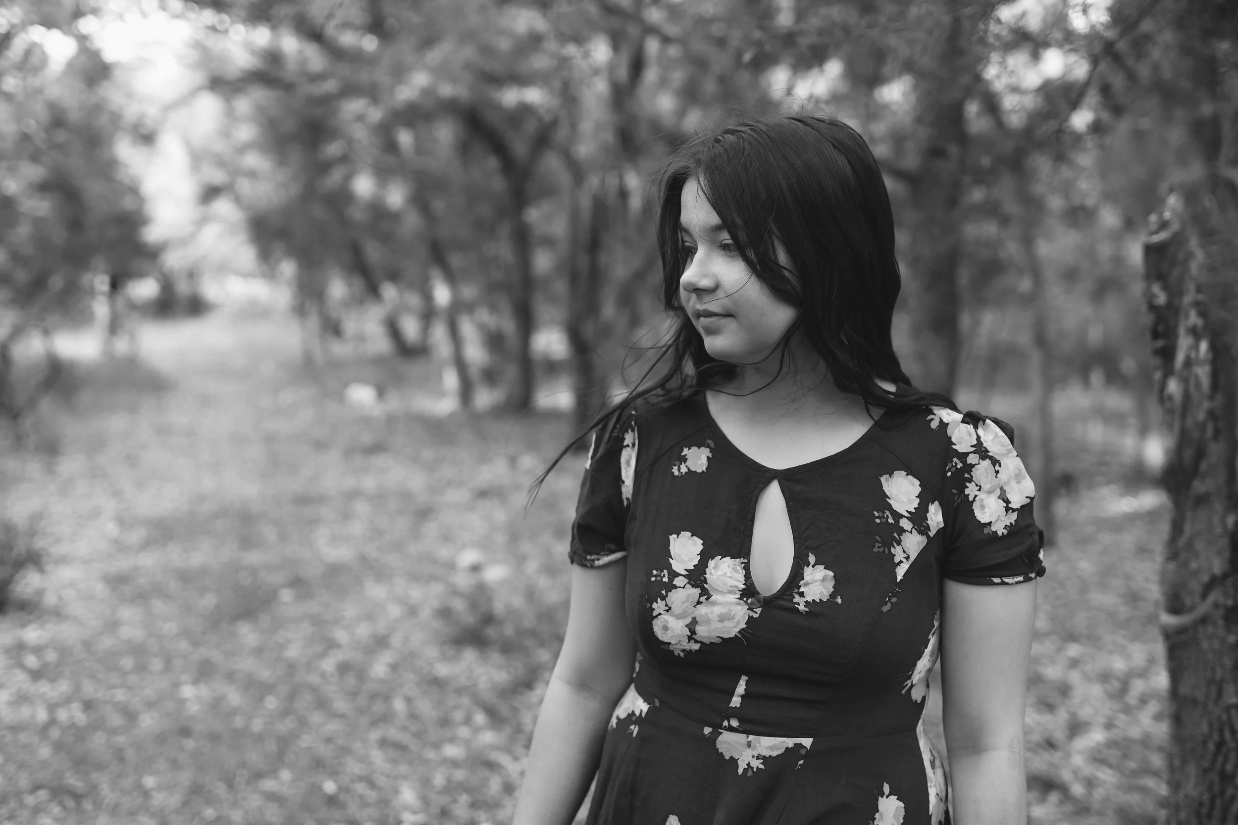 girl+with+long+brown+hair+and+flowered+dress.jpeg