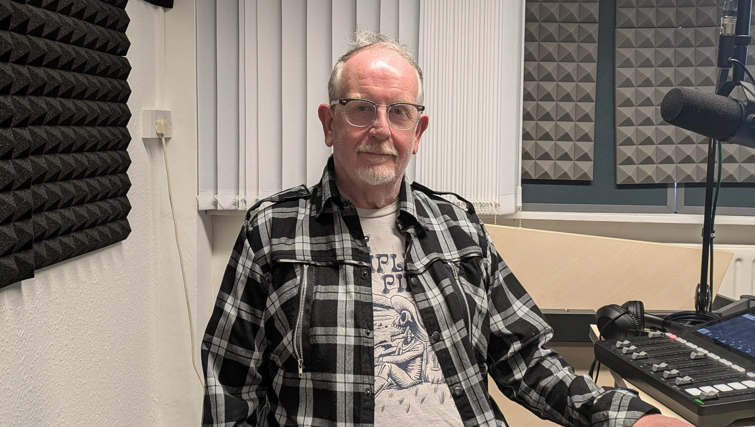The Mix with Neil Hartford