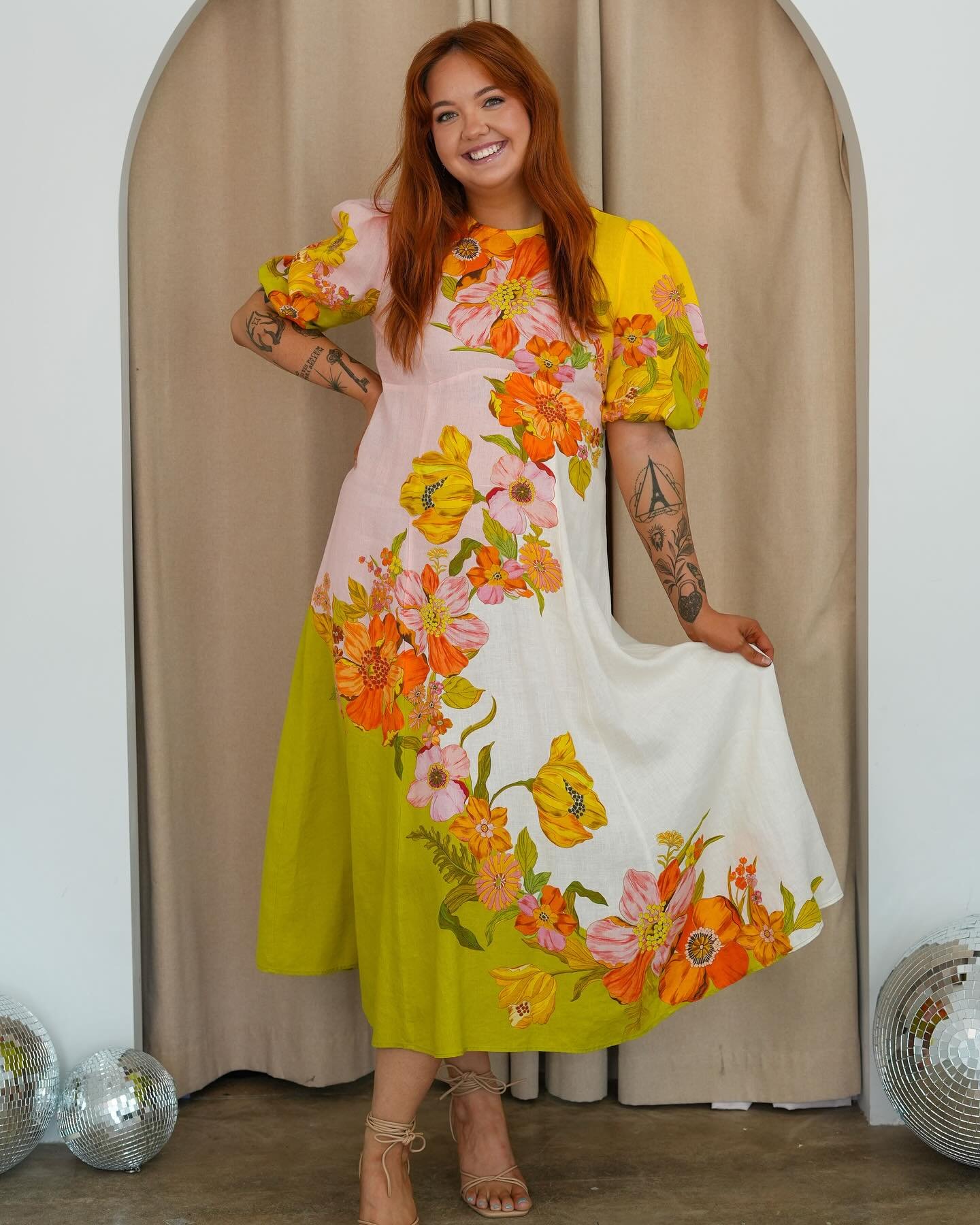 What&rsquo;s not to love? Get the look- Alemais Silas Midi Dress, size 14 - $115/4 day hire 🤎