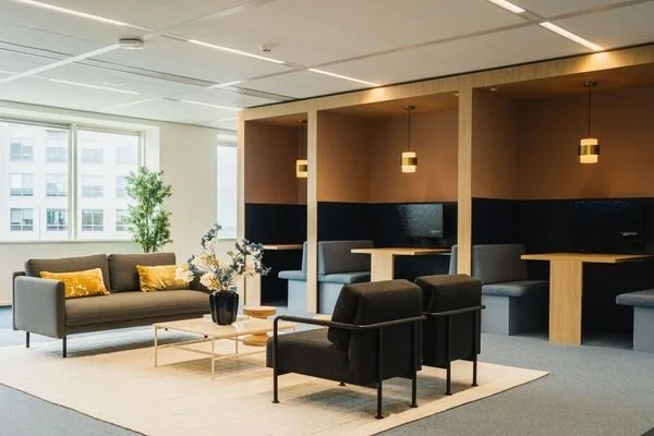 Kantoormeubilair bij HSO International in Amsterdam